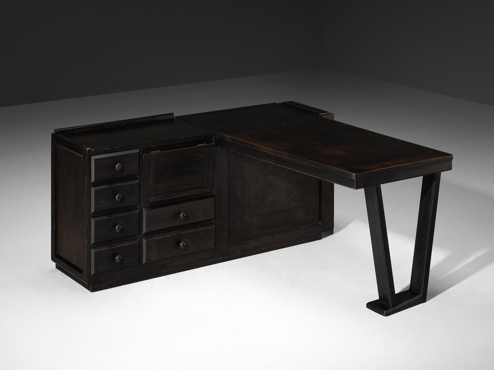 Guillerme & Chambron Free-Standing Corner Desk in Dark Oak Tables Morentz