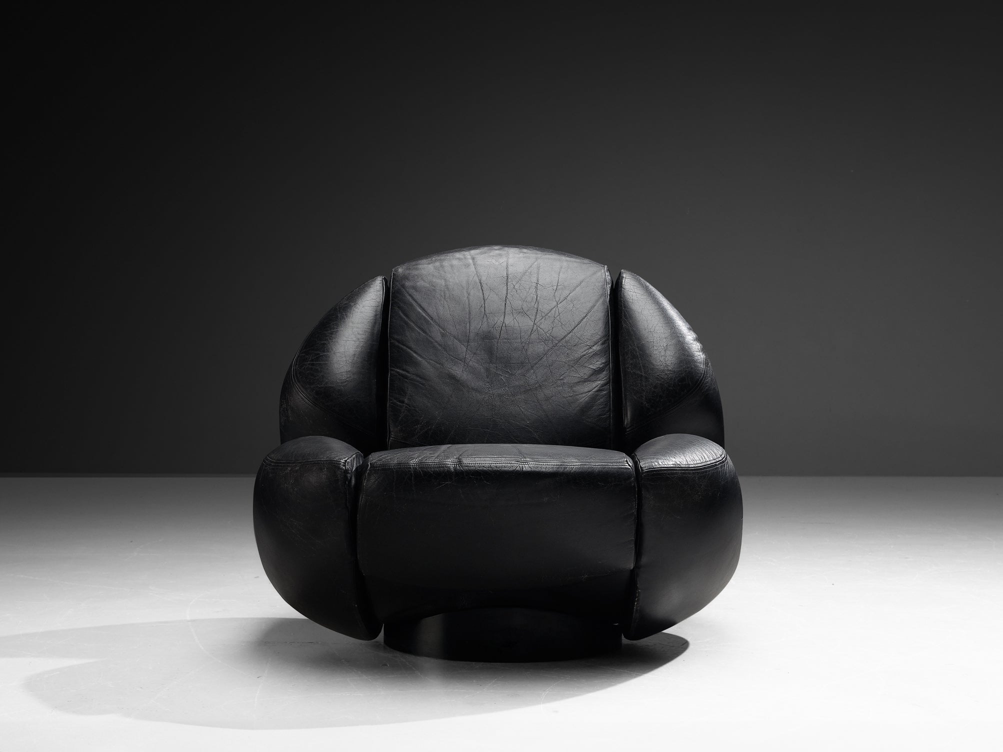 Mario Marenco for Comfortline 'Nova' Lounge Chair in Black Leather Seating Morentz