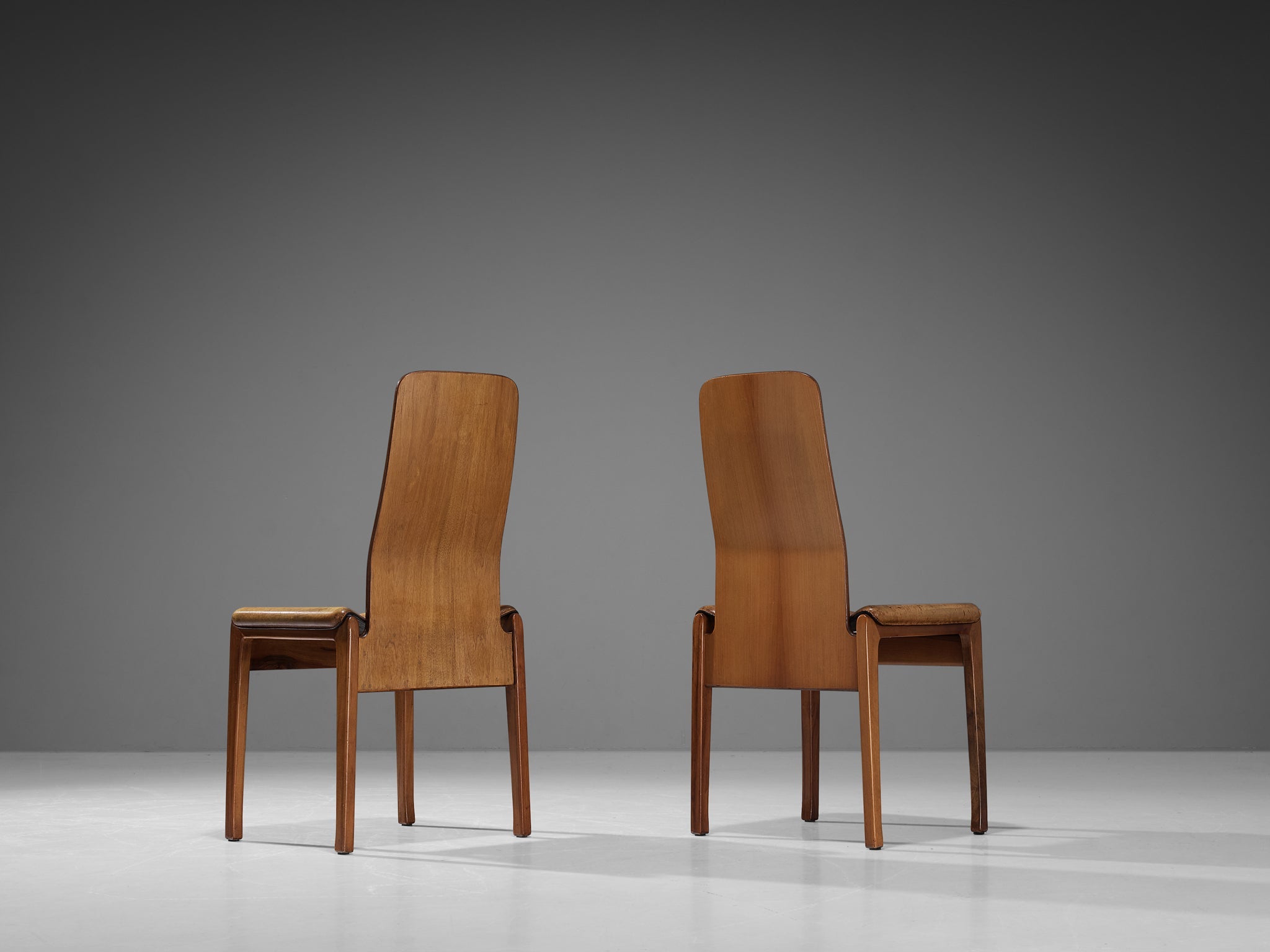 Tito Agnoli for Molteni Set of Four 'Fiorenza' Dining Chairs in Leather & Walnut seating Morentz