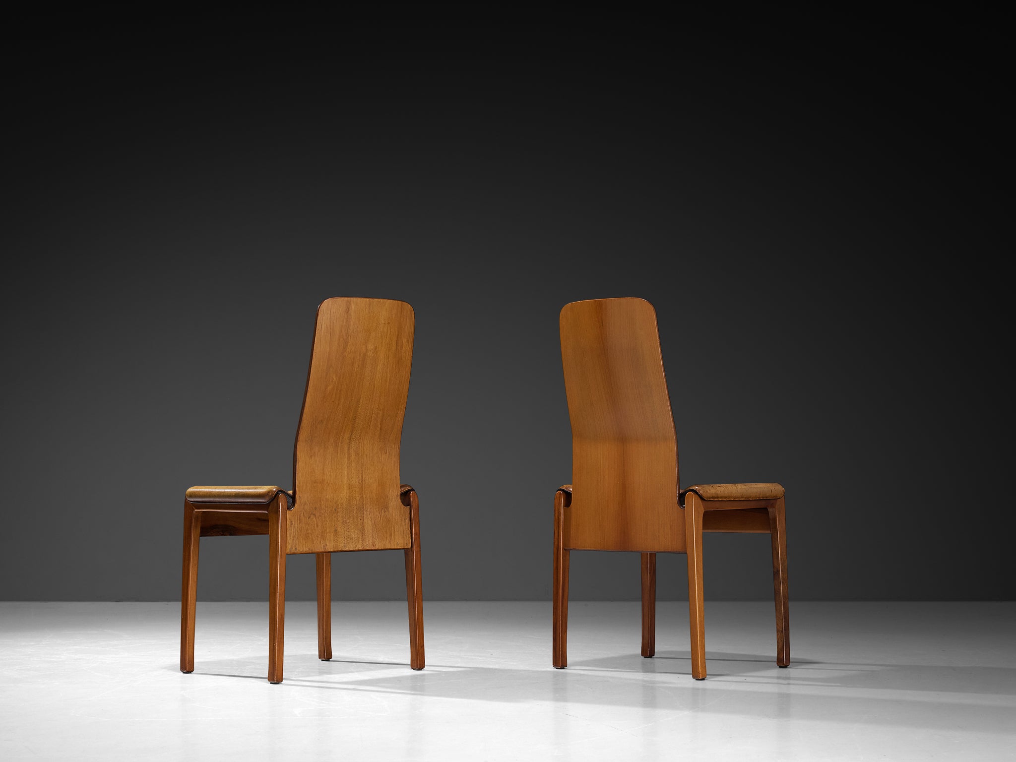 Tito Agnoli for Molteni Set of Four 'Fiorenza' Dining Chairs in Leather & Walnut Seating Morentz
