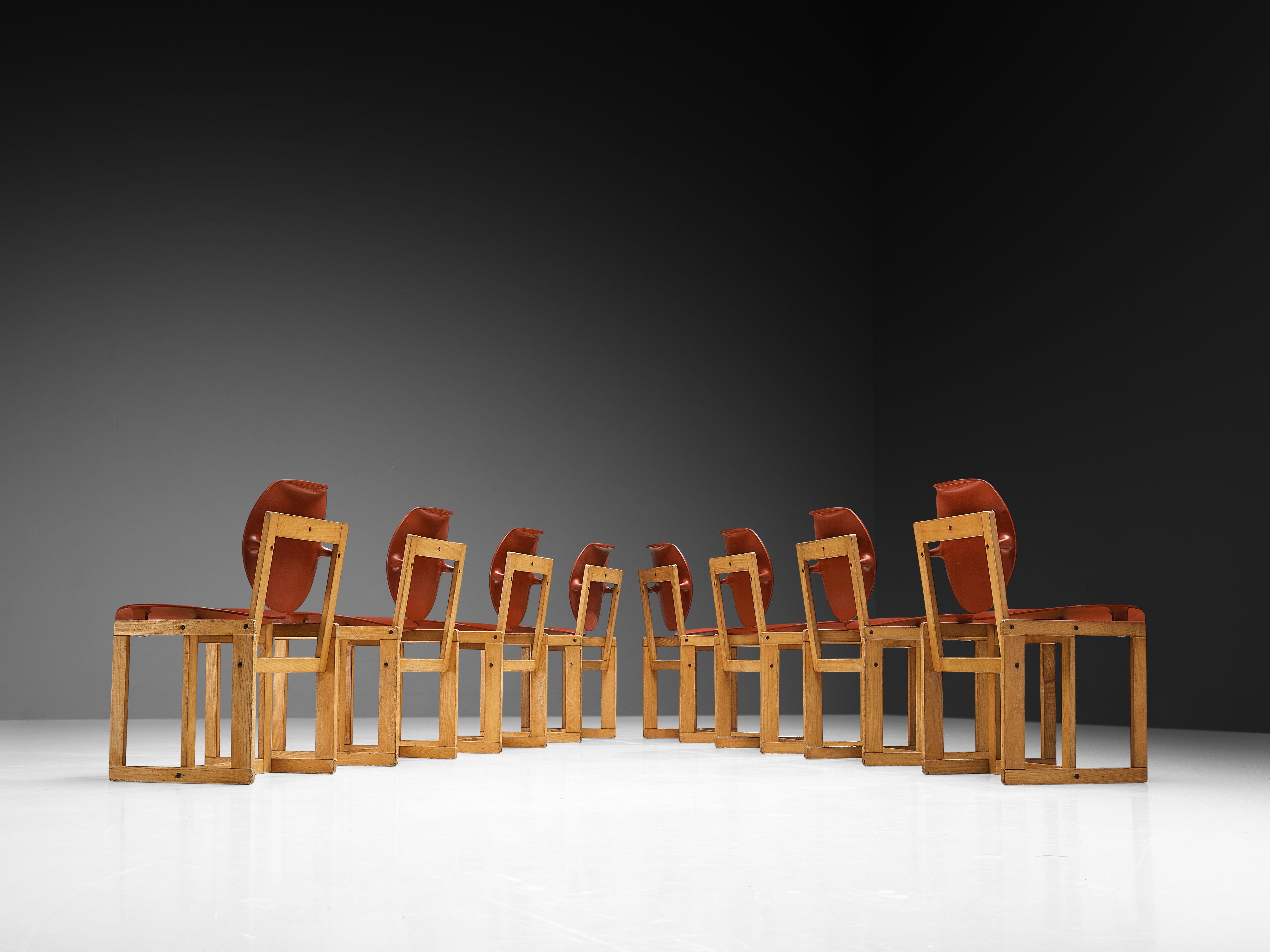Giuseppe Davanzo Set of Eight Dining Chairs 'Serena' in Elm Seating Morentz