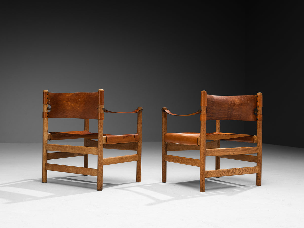 Børge Mogensen for Fredericia Pair of ‘Safari’ armchairs in Saddle Leather and Oak