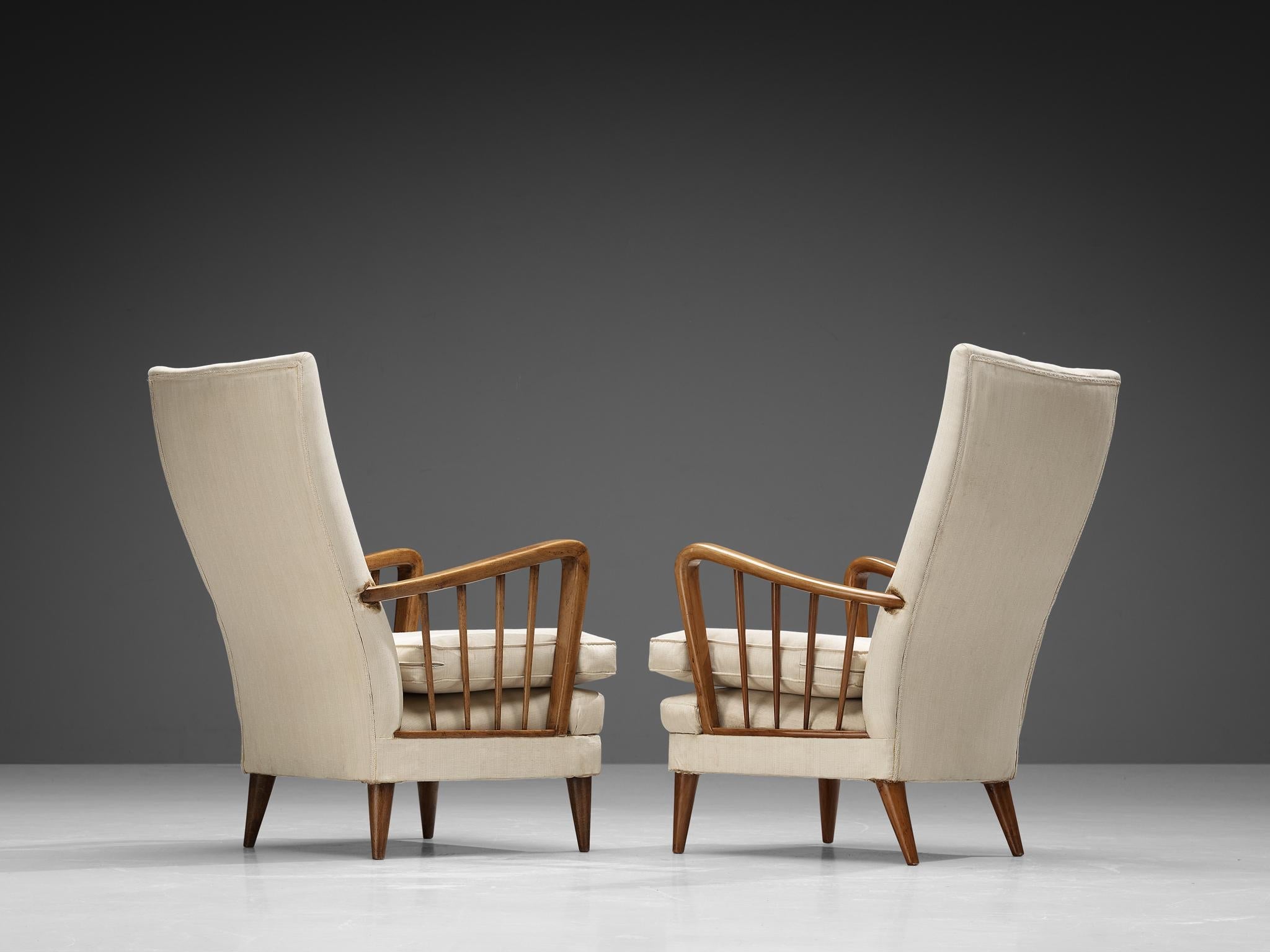 Osvaldo Borsani Pair of Lounge Chairs in Walnut