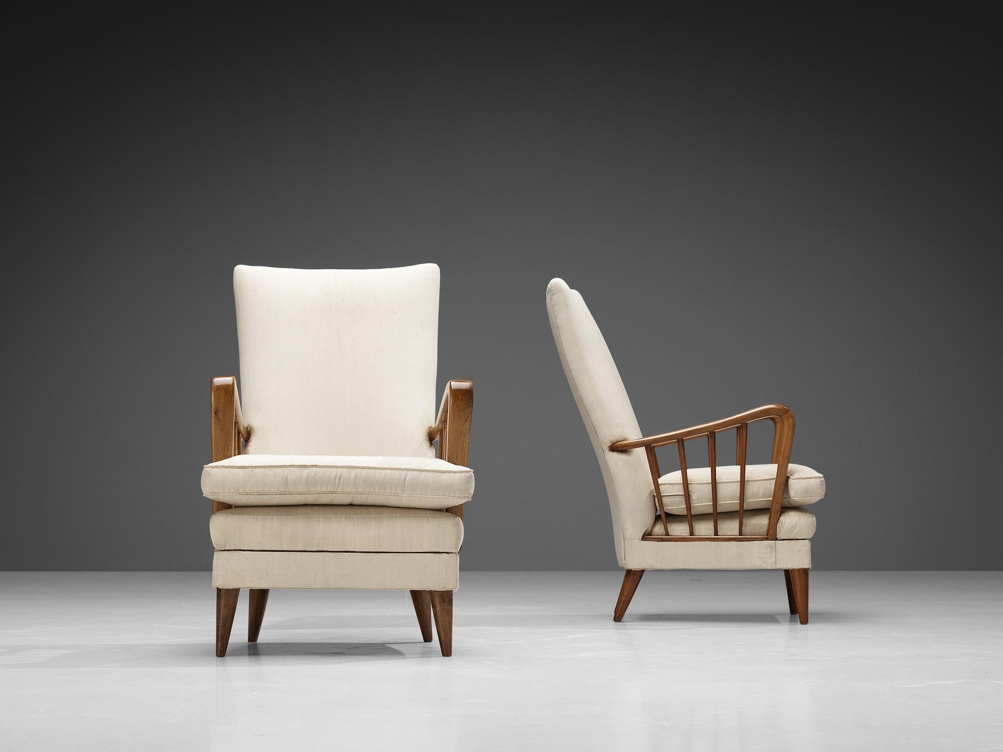 Osvaldo Borsani Pair of Lounge Chairs in Walnut