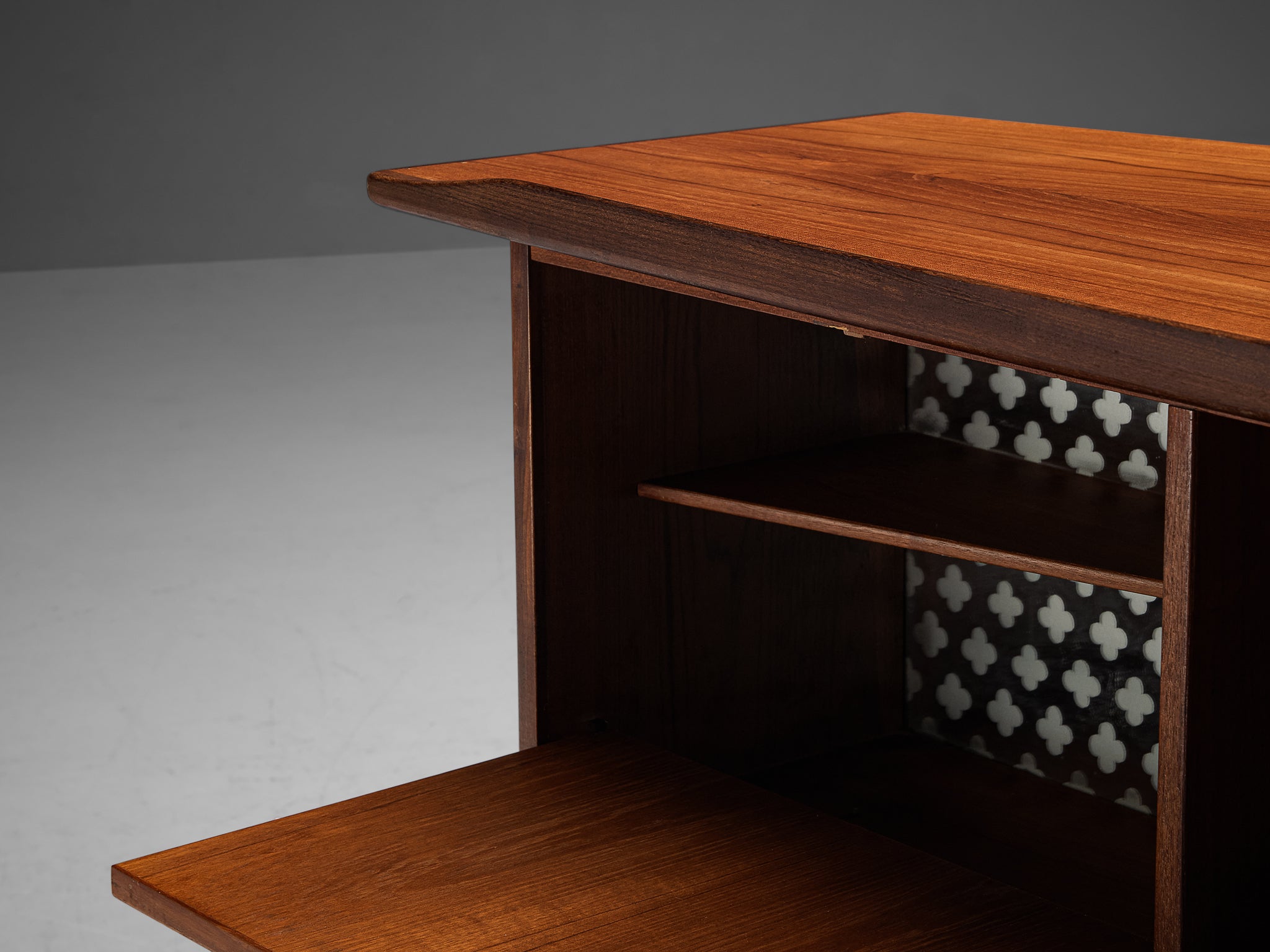 Peter Løvig Nielsen for Hedensted Møbelfabrik 'Boomerang' Desk in Teak Tables Morentz