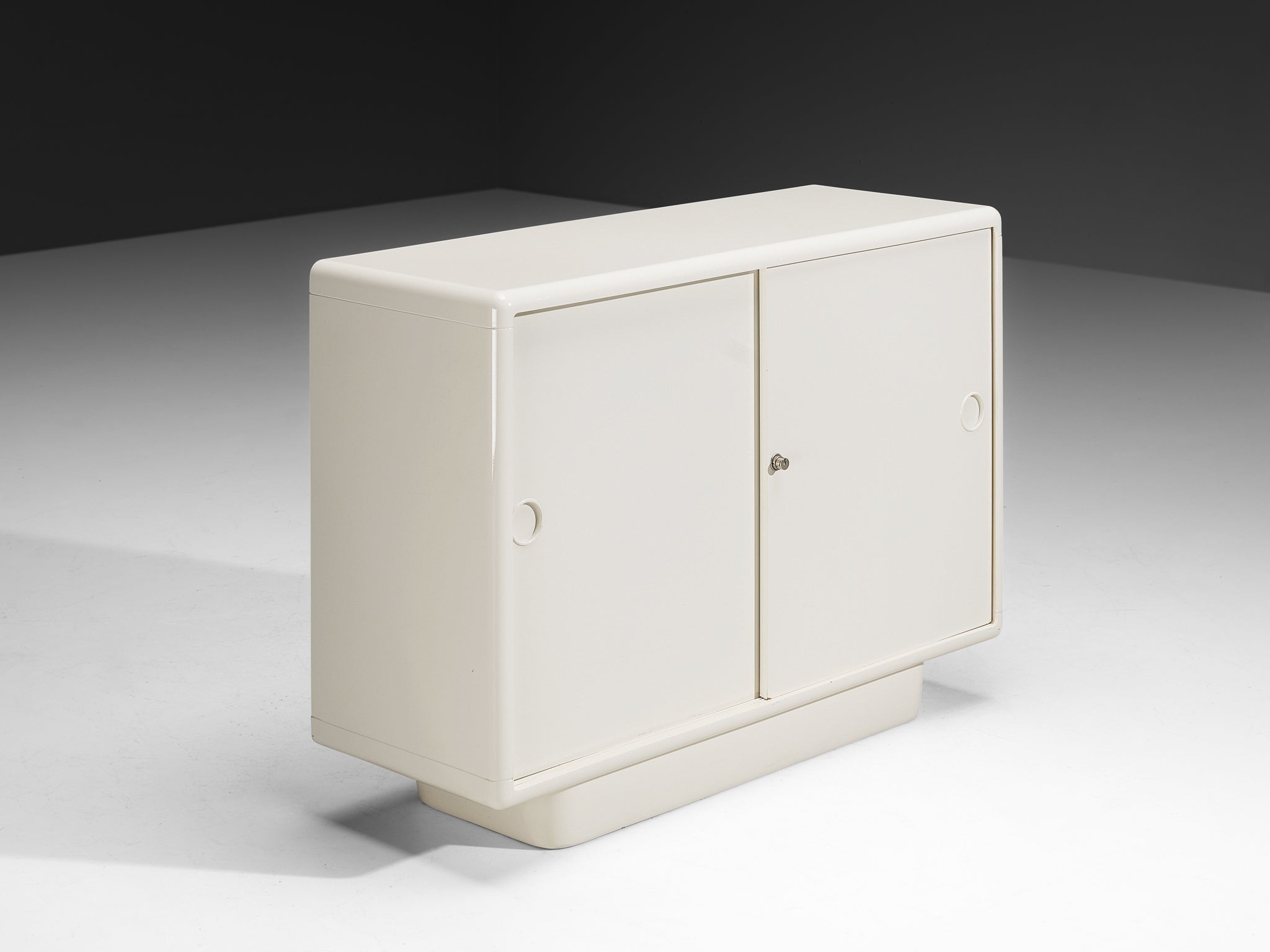 Ernest Igl for Wilhelm Werndl Cabinet in Off-White Polyurethane Case pieces and storage cabinets Morentz
