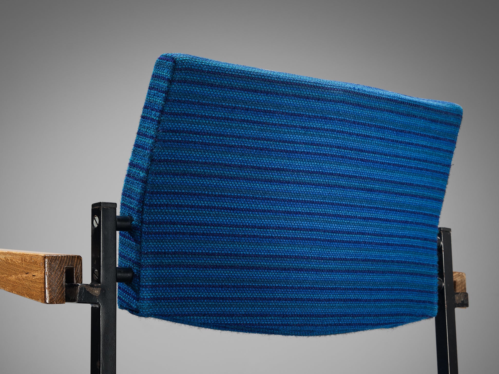 Pair of Stackable Armchairs in Blue Upholstery and Black Metal Frame seating Morentz