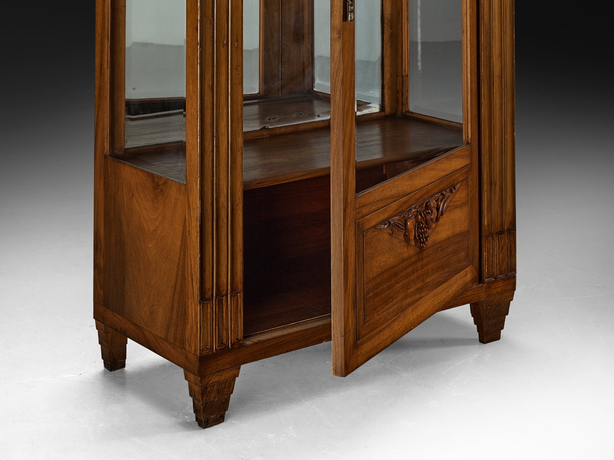 1940s Art Deco Showcase in Walnut and Glass Case pieces and storage cabinets Morentz