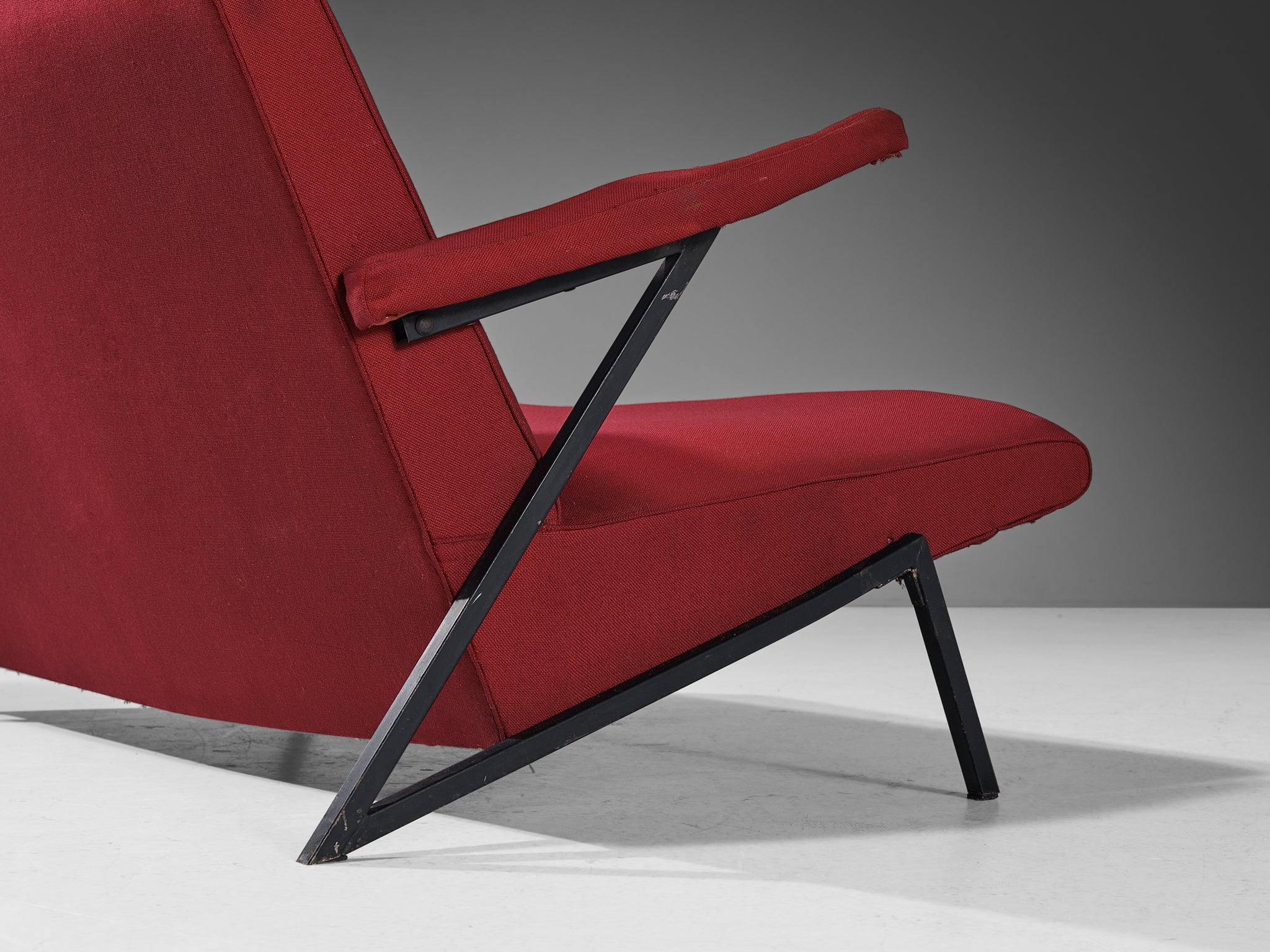 Italian Loveseat in Black Lacquered Metal and Red Upholstery seating Morentz