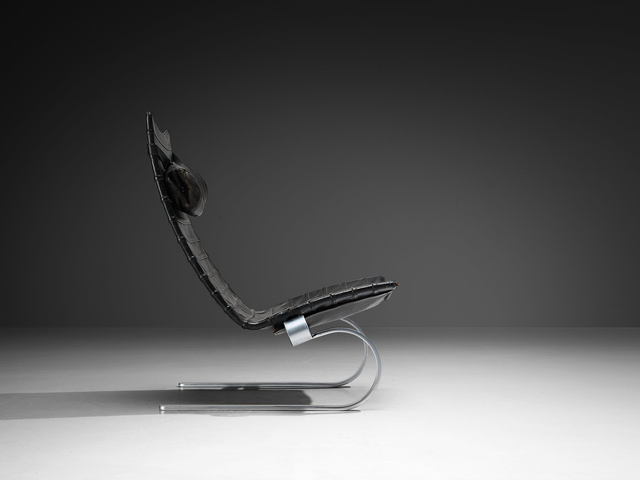 Poul Kjærholm for E. Kold Christensen Pair of 'PK20' Lounge Chairs in Leather Seating Morentz