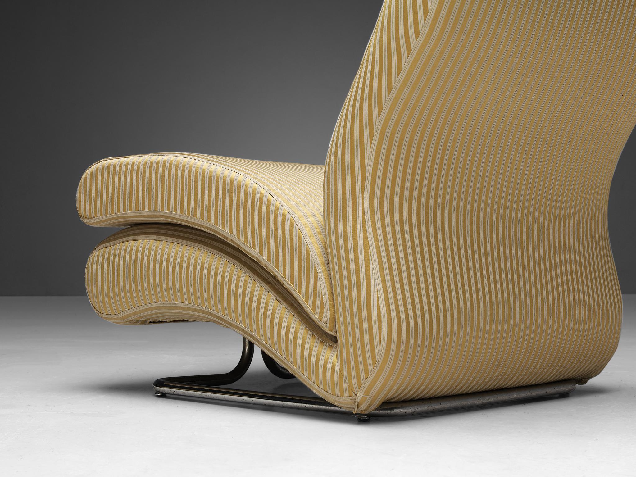 Vittorio Varo for I.P.E. 'Cigno' Lounge Chair in Striped Upholstery seating Morentz