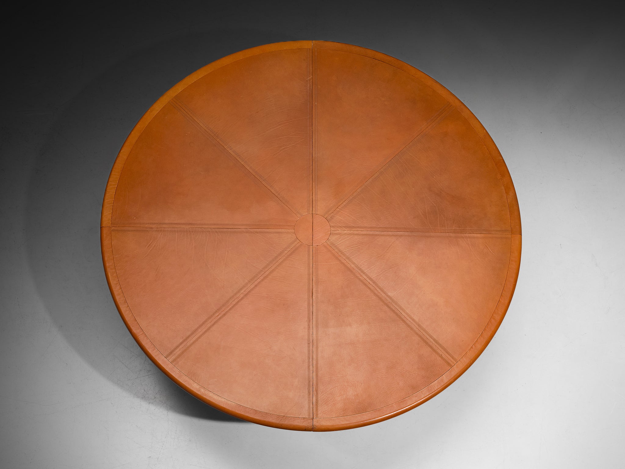 Guido Faleschini for Mariani Round Table in Cognac Leather 8ft