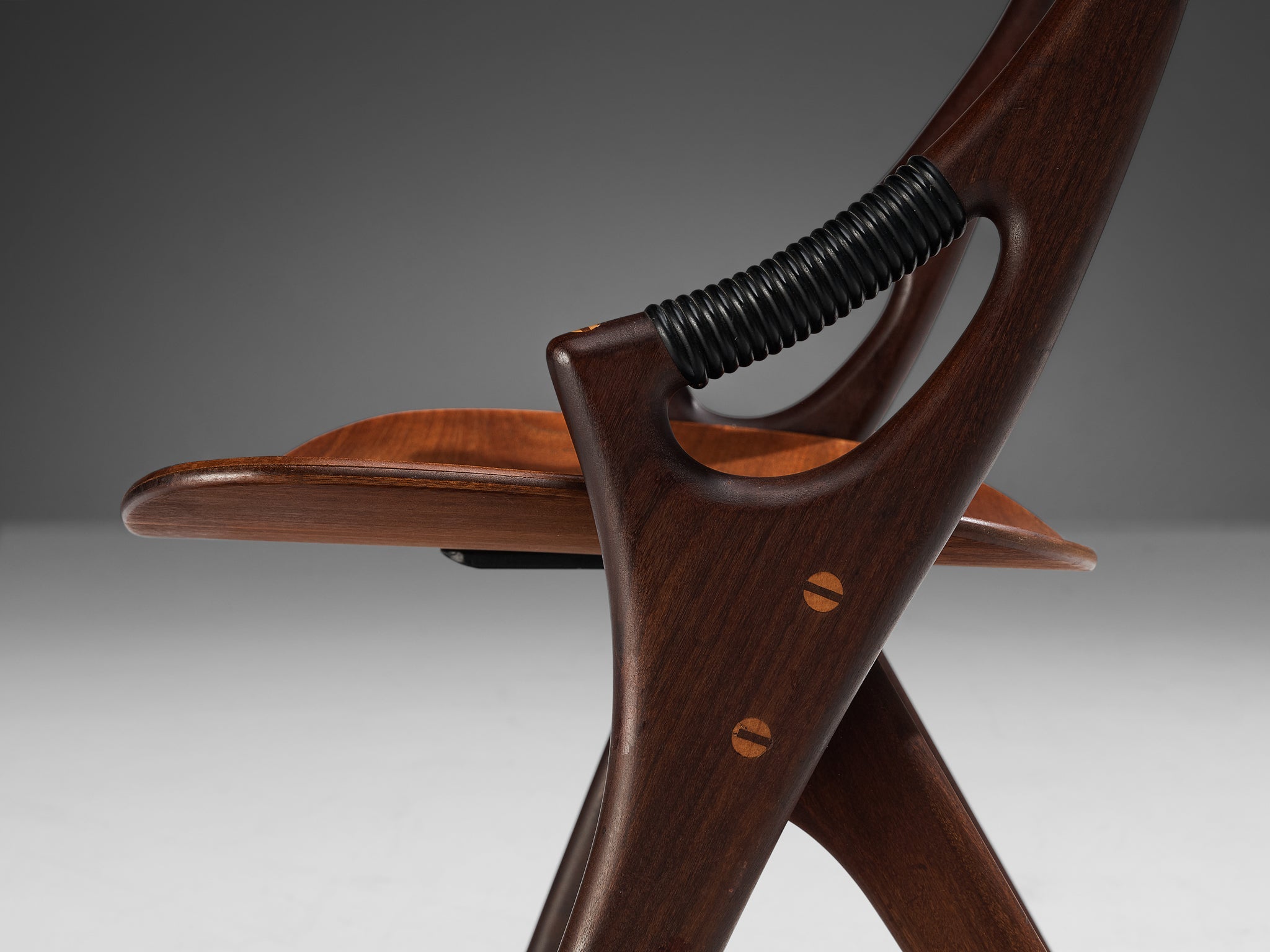 Arne Hovmand-Olsen Dining Chair in Teak seating Morentz
