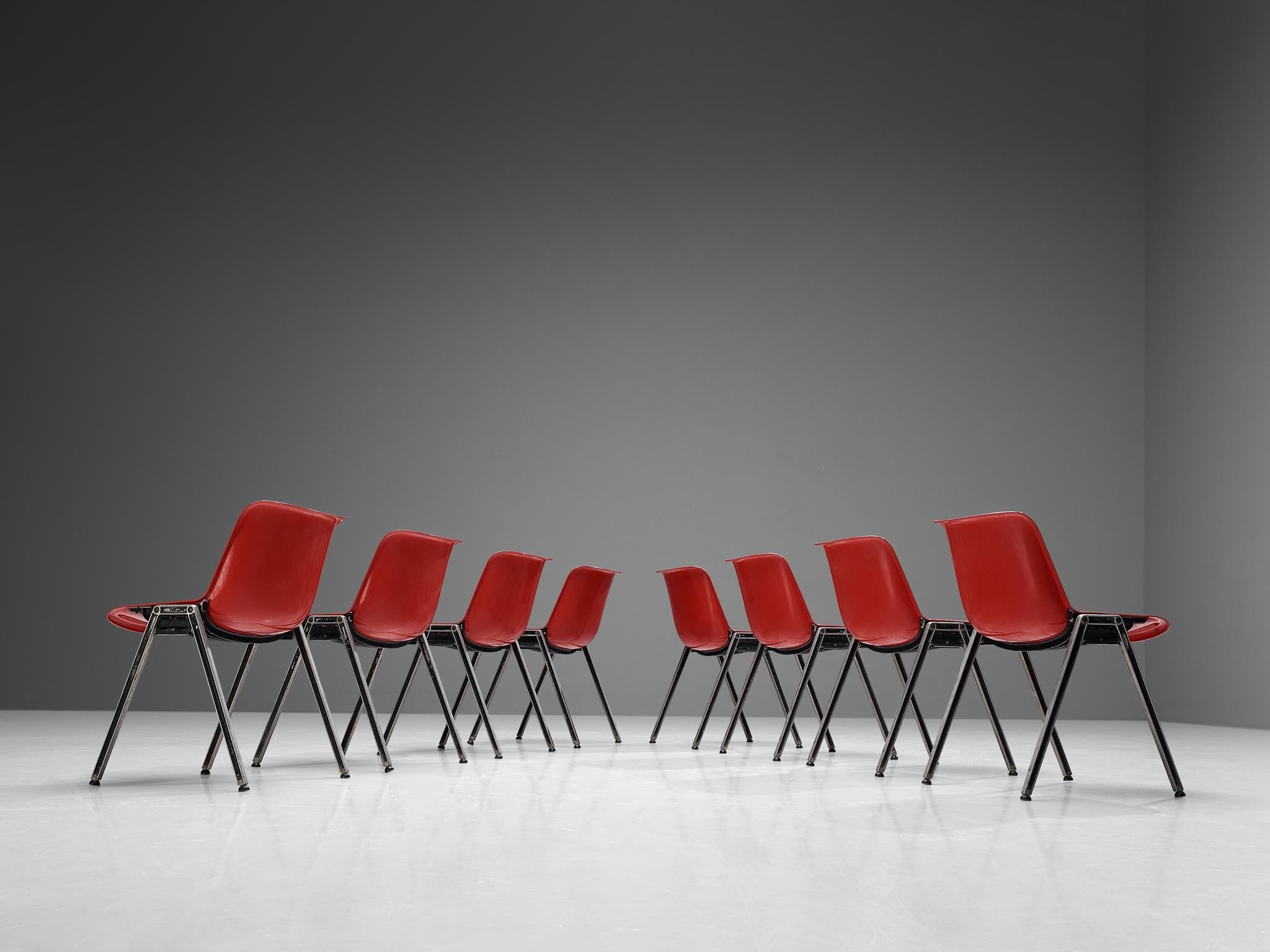 Centro Progetti Tecno Stackable ‘Modus’ Chairs in Red seating Morentz
