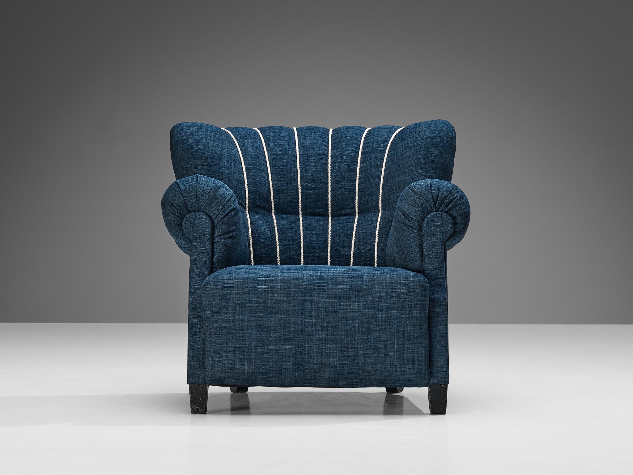 Art Deco Lounge Chair in Blue Upholstery seating Morentz