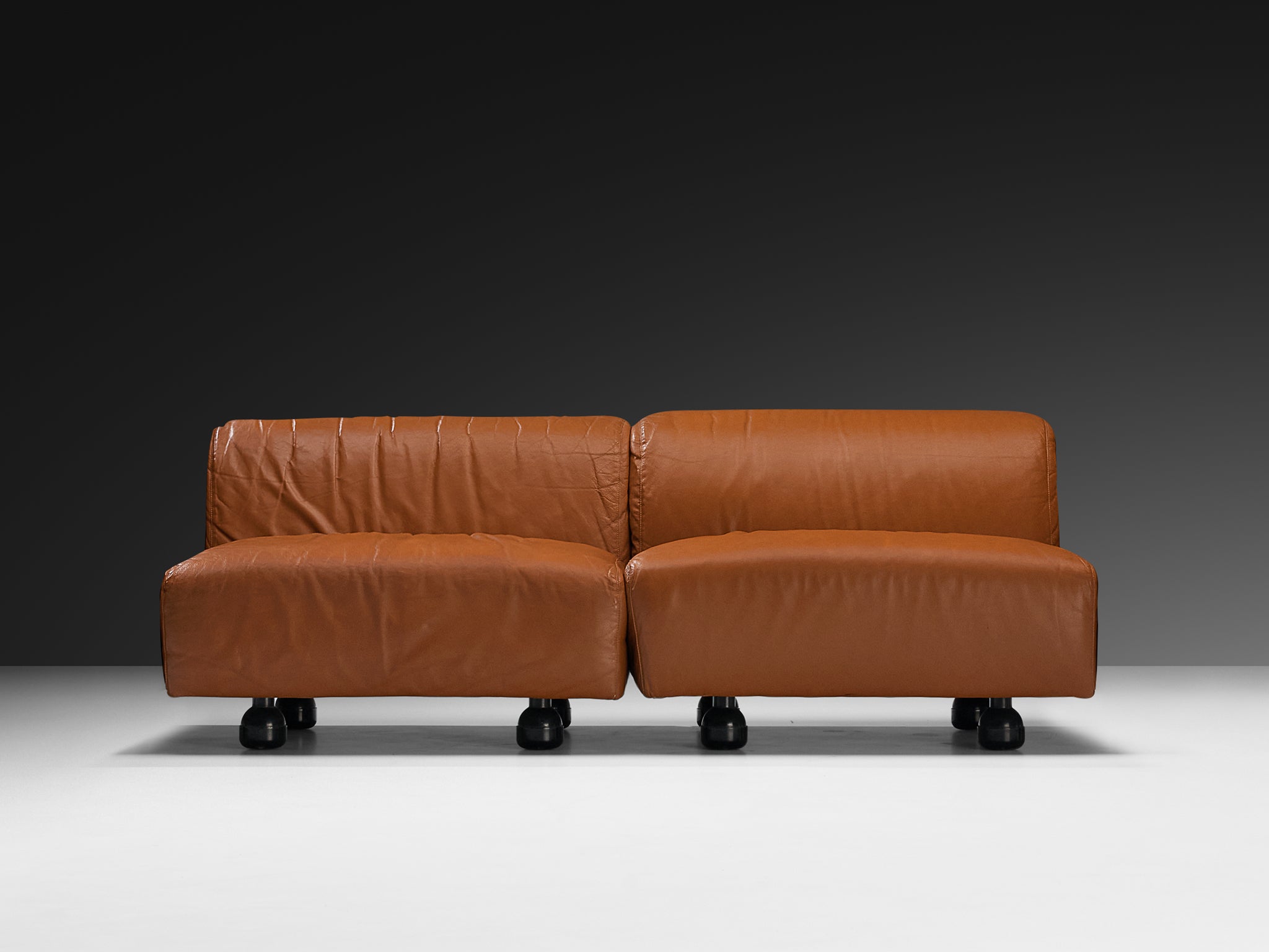 Vico Magistretti for Cassina 'Fiandra' Modular Sofa in Brown Leather Seating Morentz