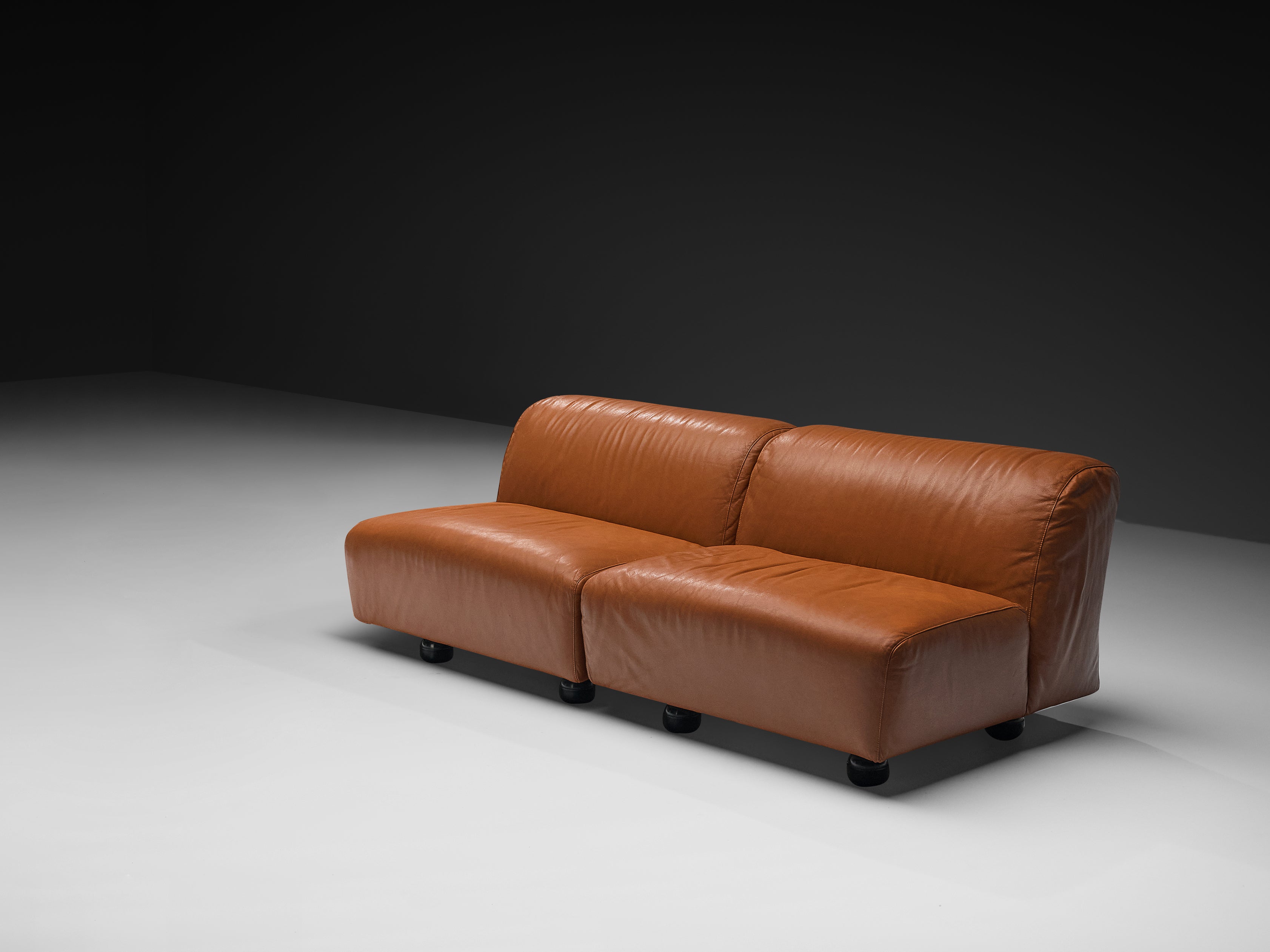 Vico Magistretti for Cassina 'Fiandra' Modular Sofa in Brown Leather Seating Morentz