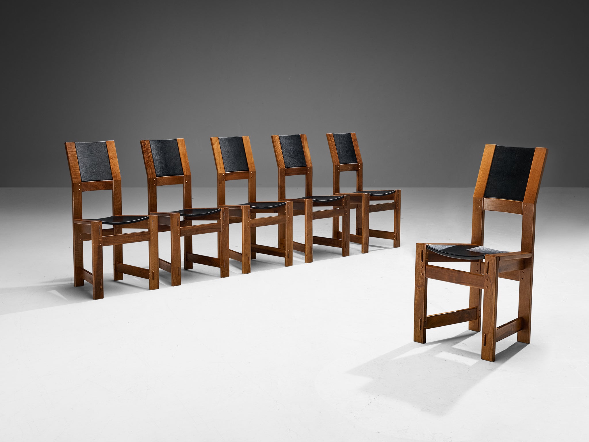Giuseppe Rivadossi Set of Six Dining Chairs in Walnut and Black Upholstery Seating Morentz