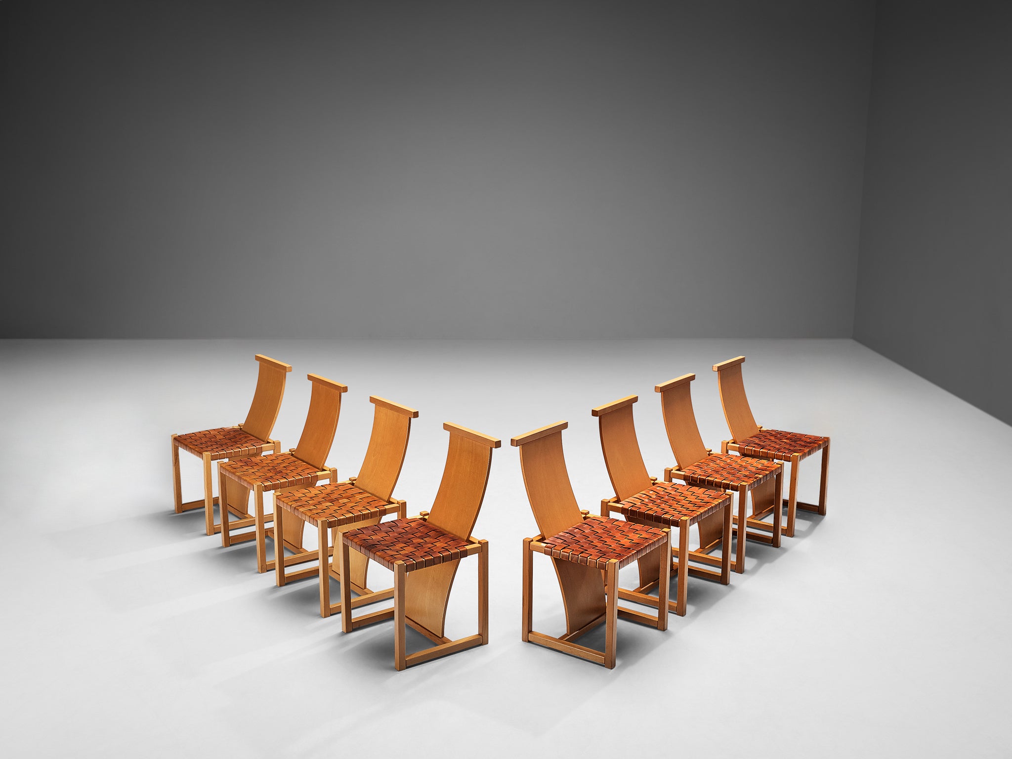 Italian Set of Eight Dining Chairs with Woven Leather Seats seating Morentz
