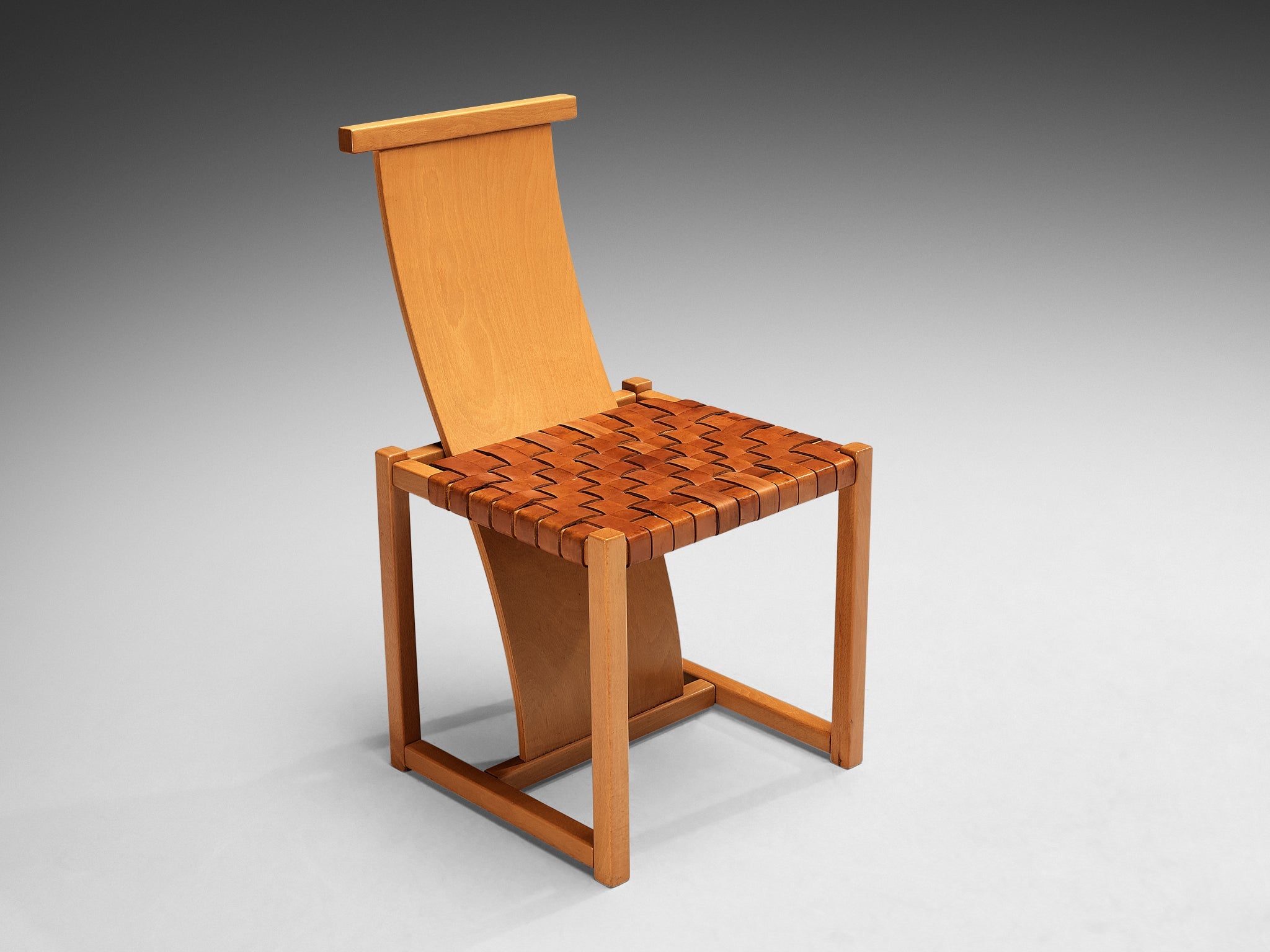 Italian Set of Six Dining Chairs with Woven Leather Seats seating Morentz