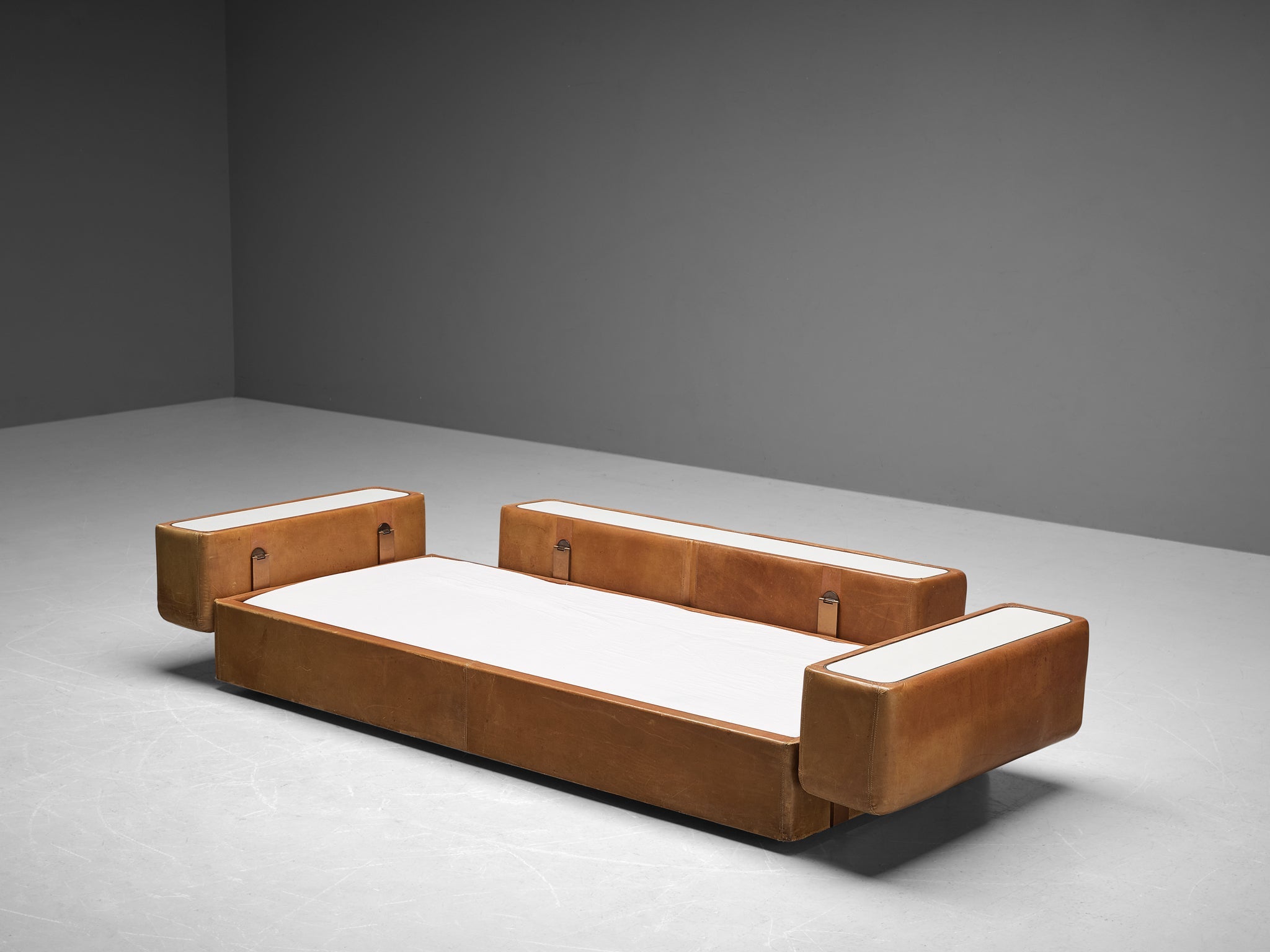 Tito Agnoli for Cinova Daybed Sofa in Cognac Leather seating Morentz