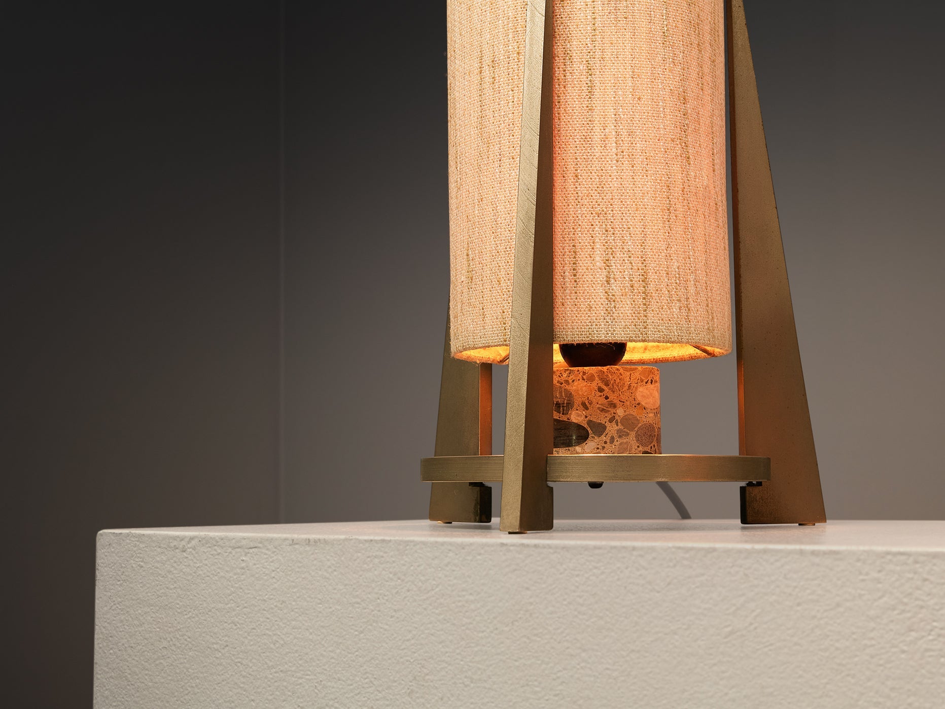 Tripod Table Lamp in Terrazzo Stone and Steel lighting Morentz