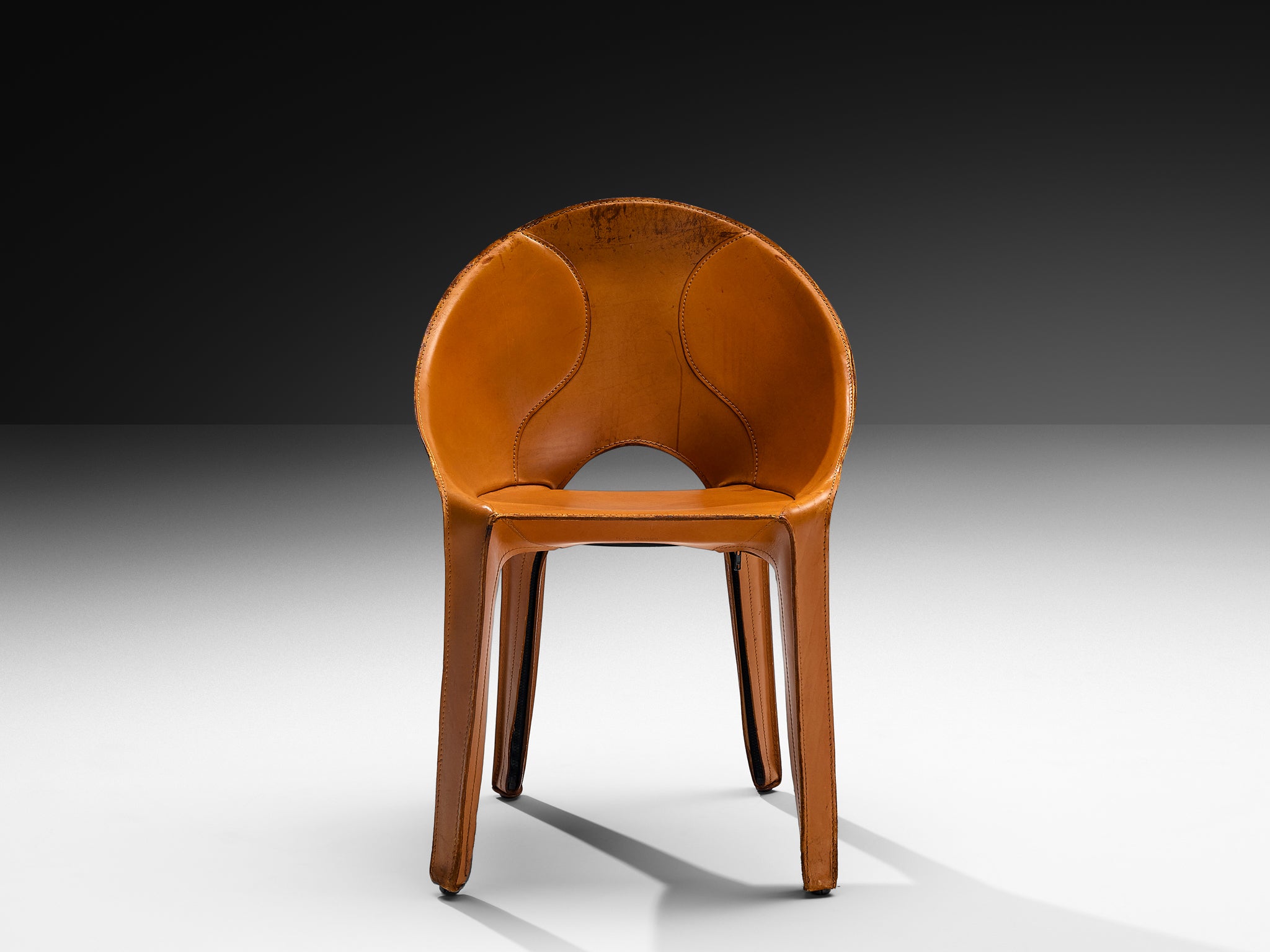 Mario Bellini Set of Six 'Lira e Liuto' Dining Chairs in Cognac Leather Seating Morentz