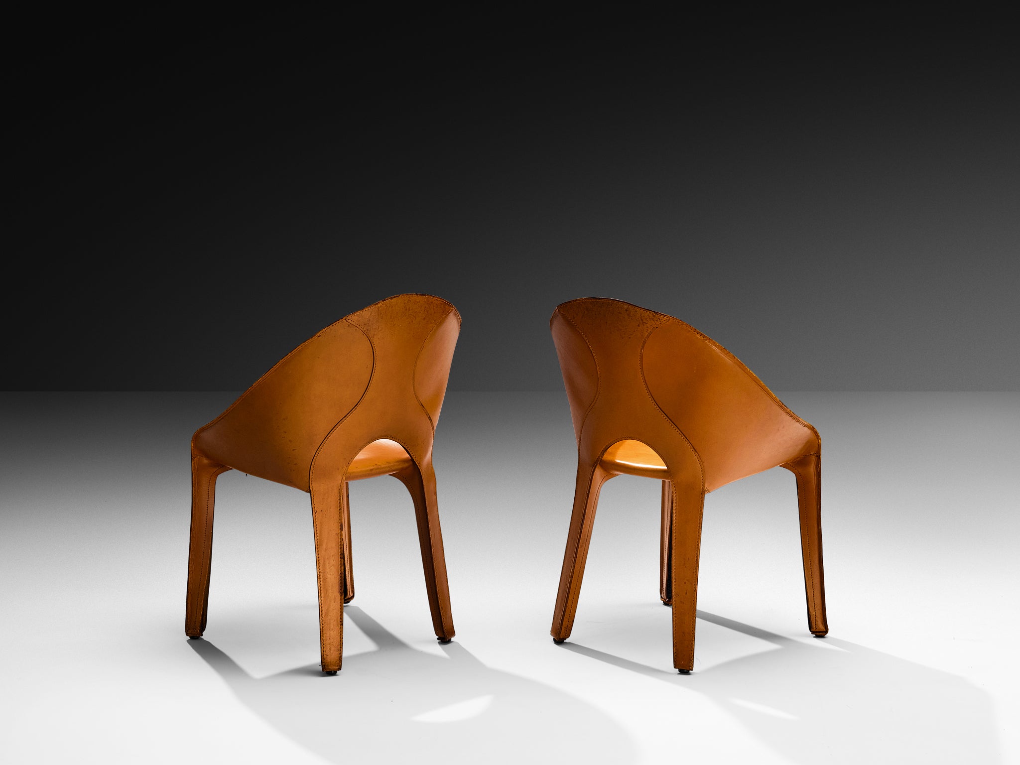 Mario Bellini Set of Six 'Lira e Liuto' Dining Chairs in Cognac Leather Seating Morentz