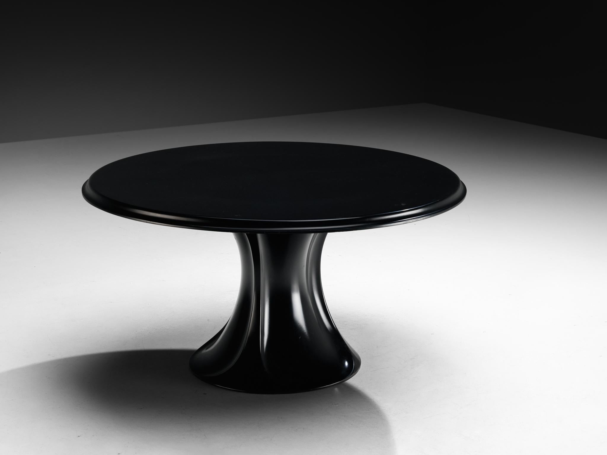Pierluigi Spadolini for 1P 'Boccio' Round Dining Table in Resin tables Morentz