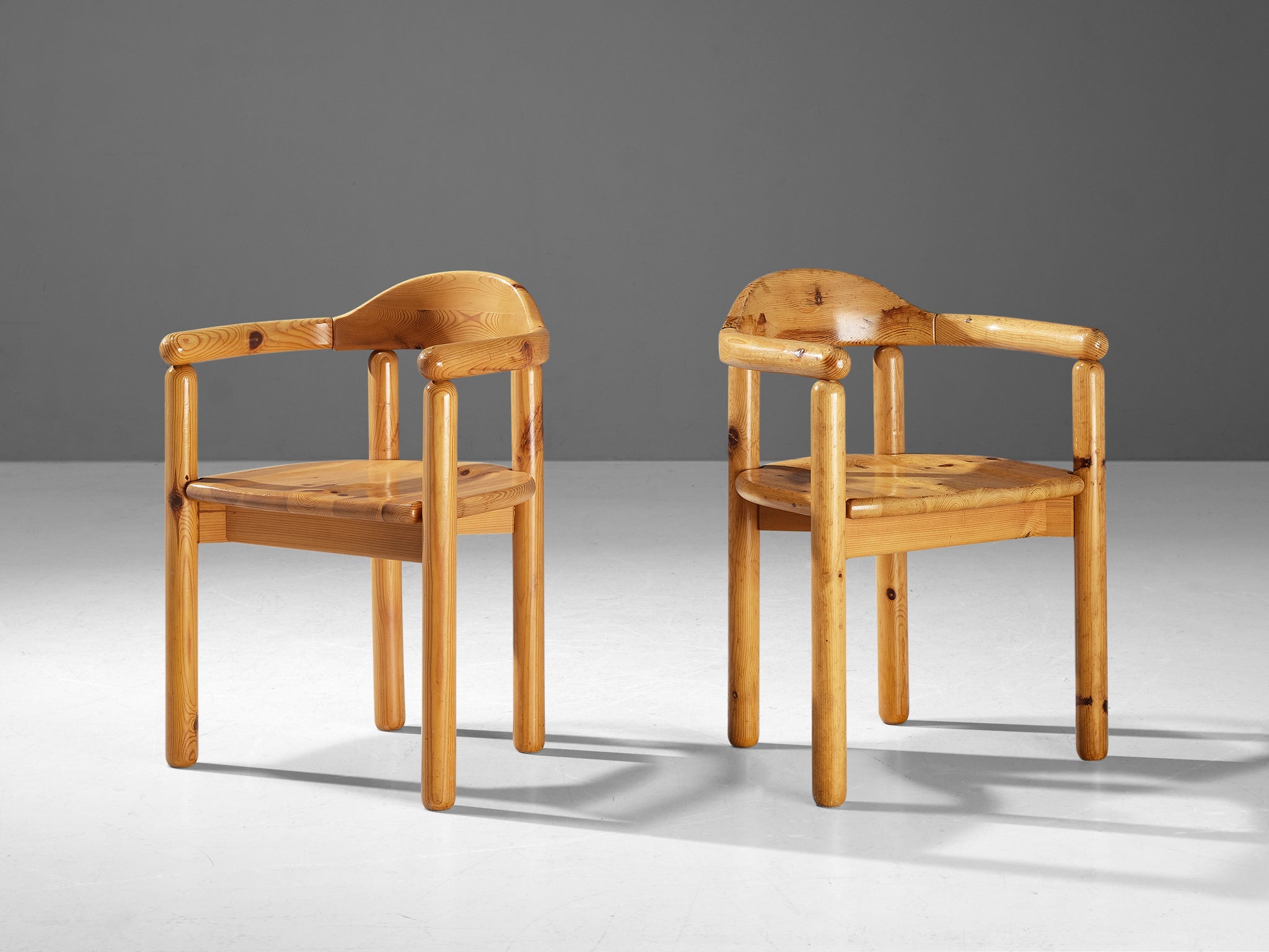 Rainer Daumiller Pair of Dining Chairs in Pine seating Morentz
