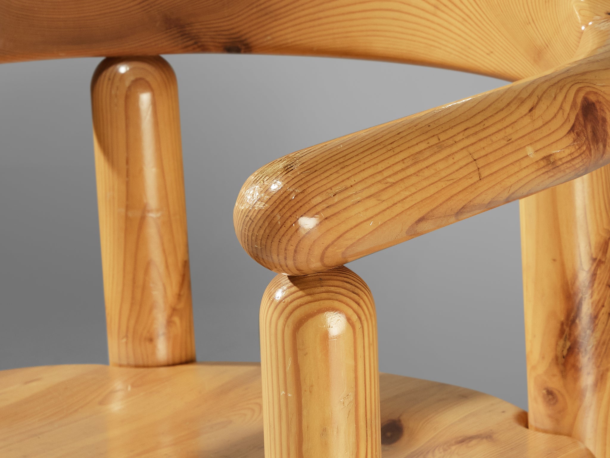 Rainer Daumiller Pair of Dining Chairs in Pine seating Morentz