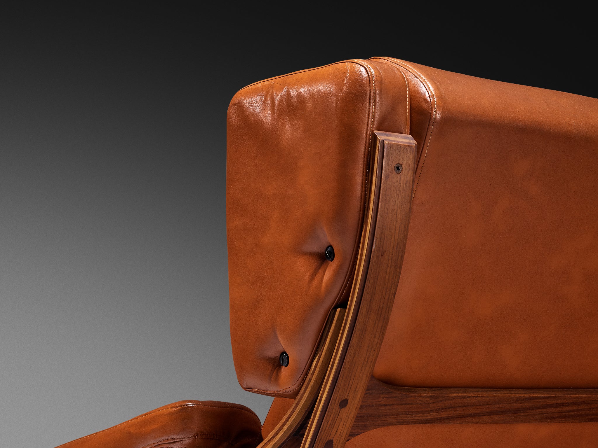 Giampiero Vitelli for Rossi di Albizzate Pair of 'Minore' Easy Chairs in Leather Seating Morentz