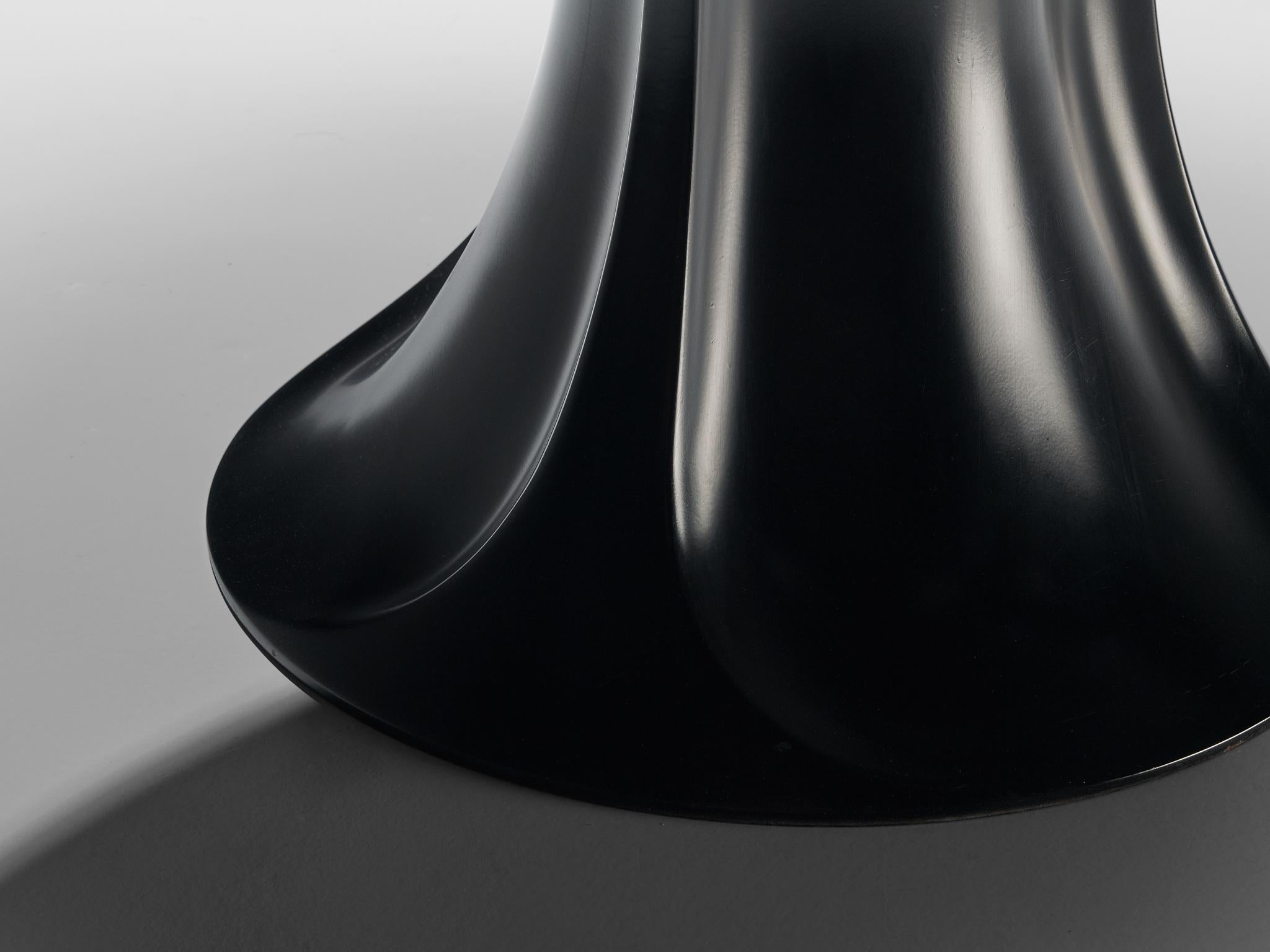 Pierluigi Spadolini for 1P 'Boccio' Round Dining Table in Resin tables Morentz