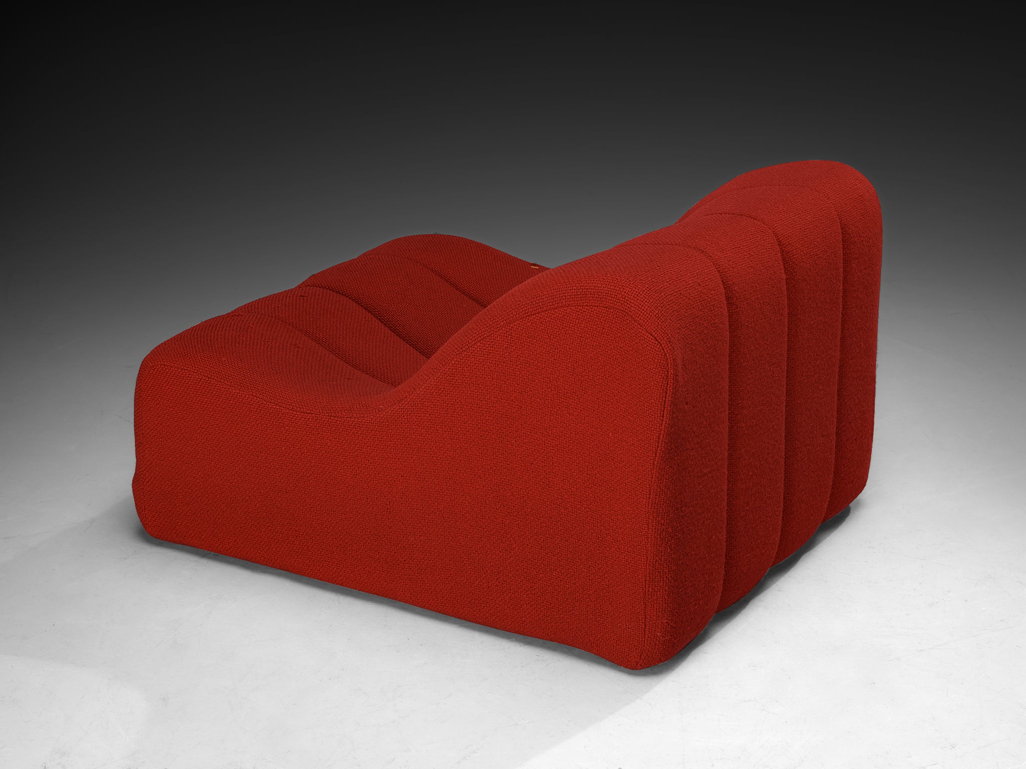 Kwok Hoi Chan for Steiner ´Chromatic´ Modular Elements Seating Morentz