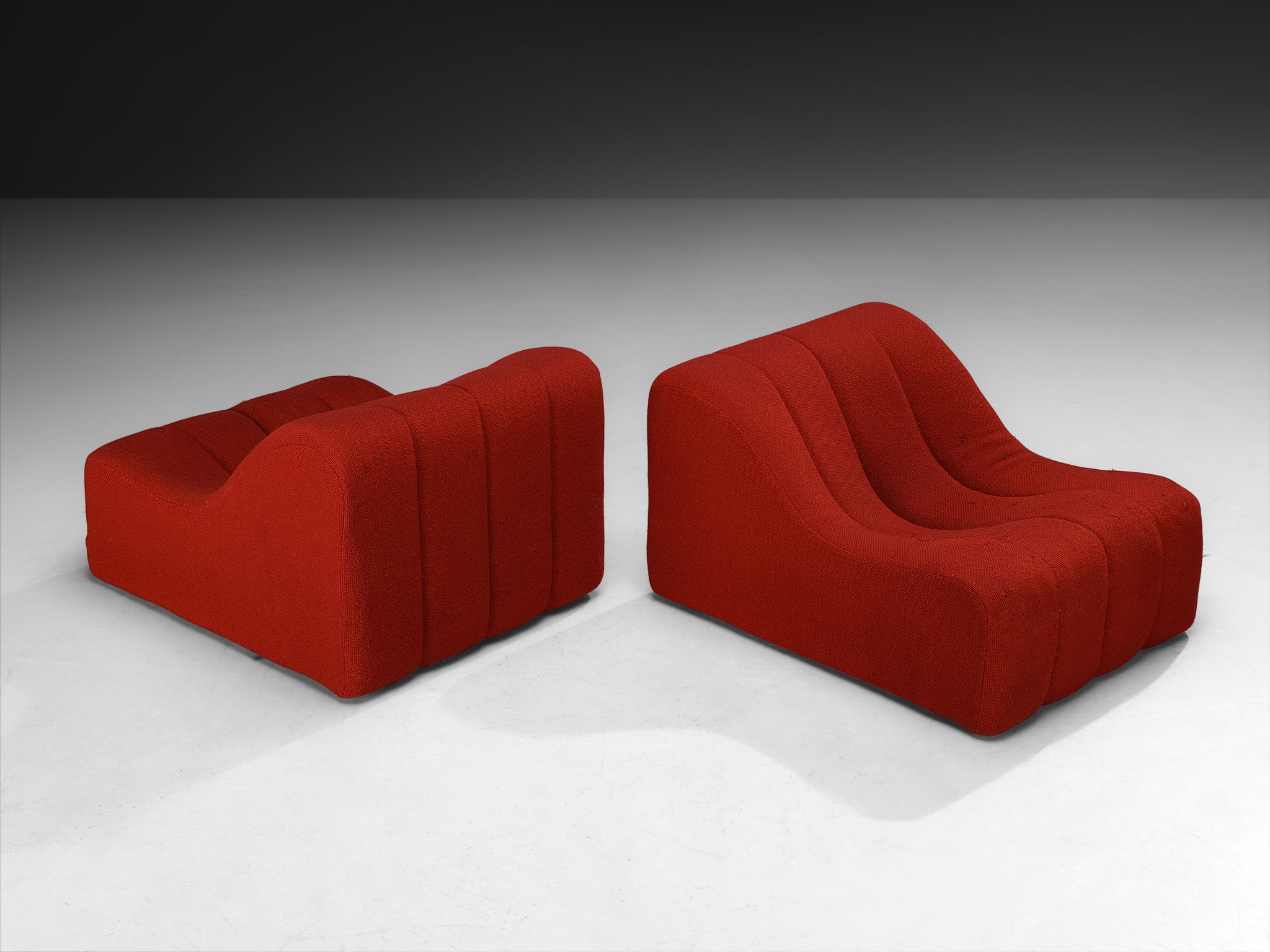 Kwok Hoi Chan for Steiner ´Chromatic´ Modular Elements Seating Morentz
