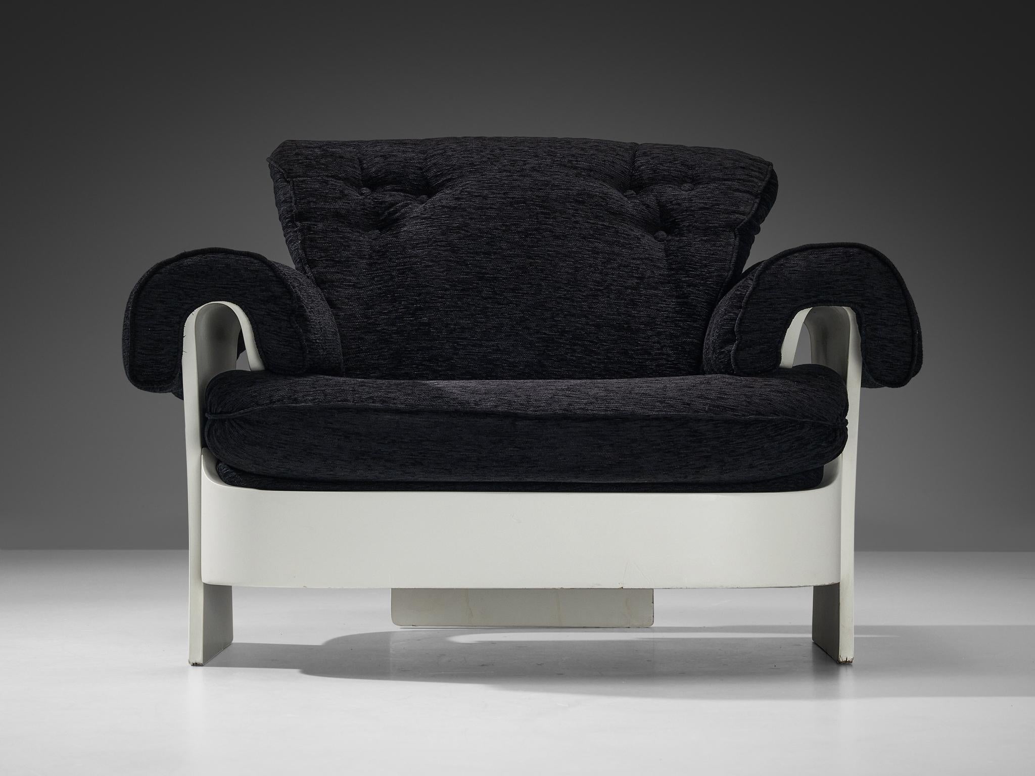 Italian Lounge Chair in White Plywood and Black Upholstery seating Morentz