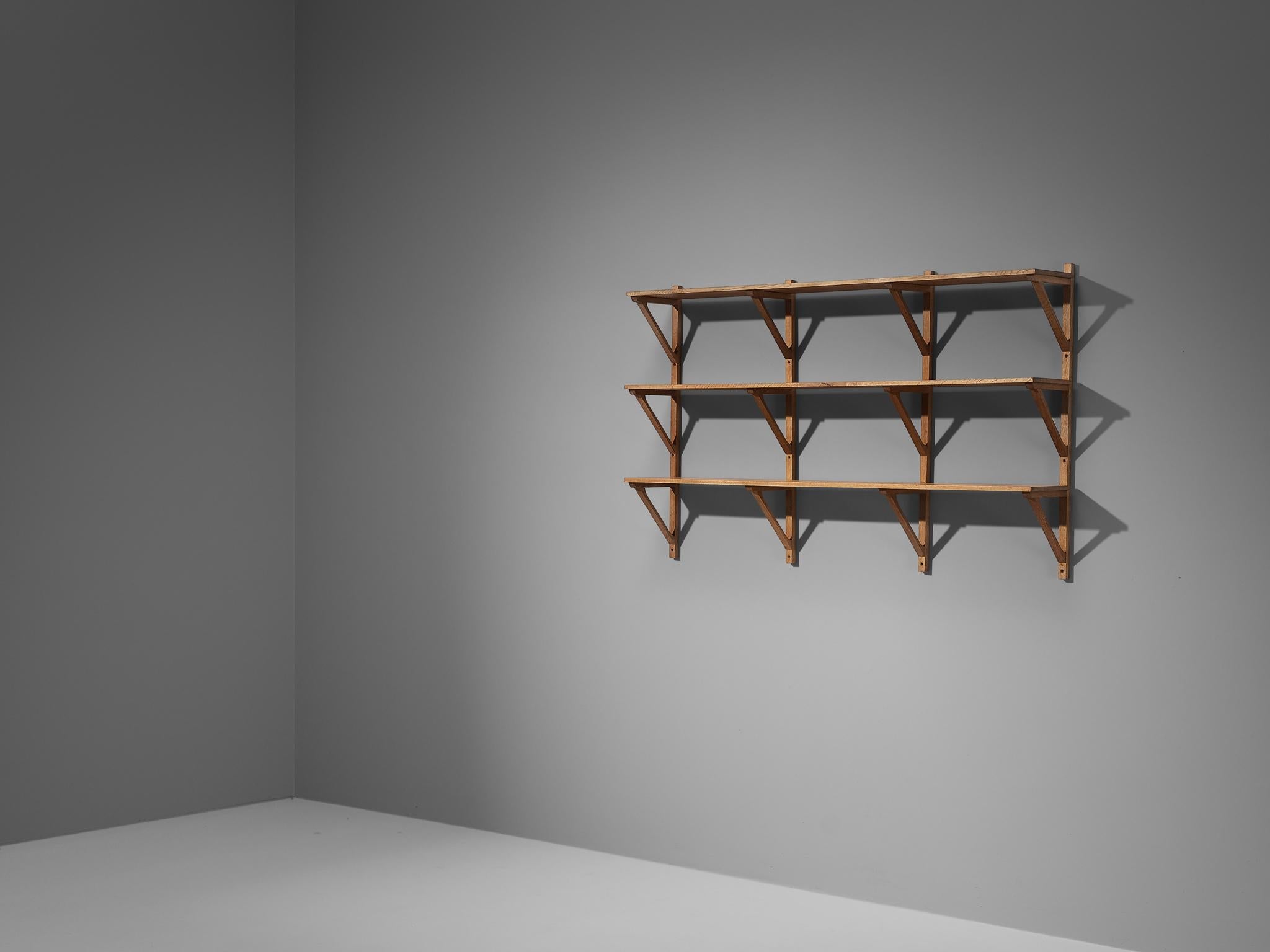 Børge Mogensen for Federicia Stolefabrik Wall Unit in Oak case pieces and storage cabinets Morentz