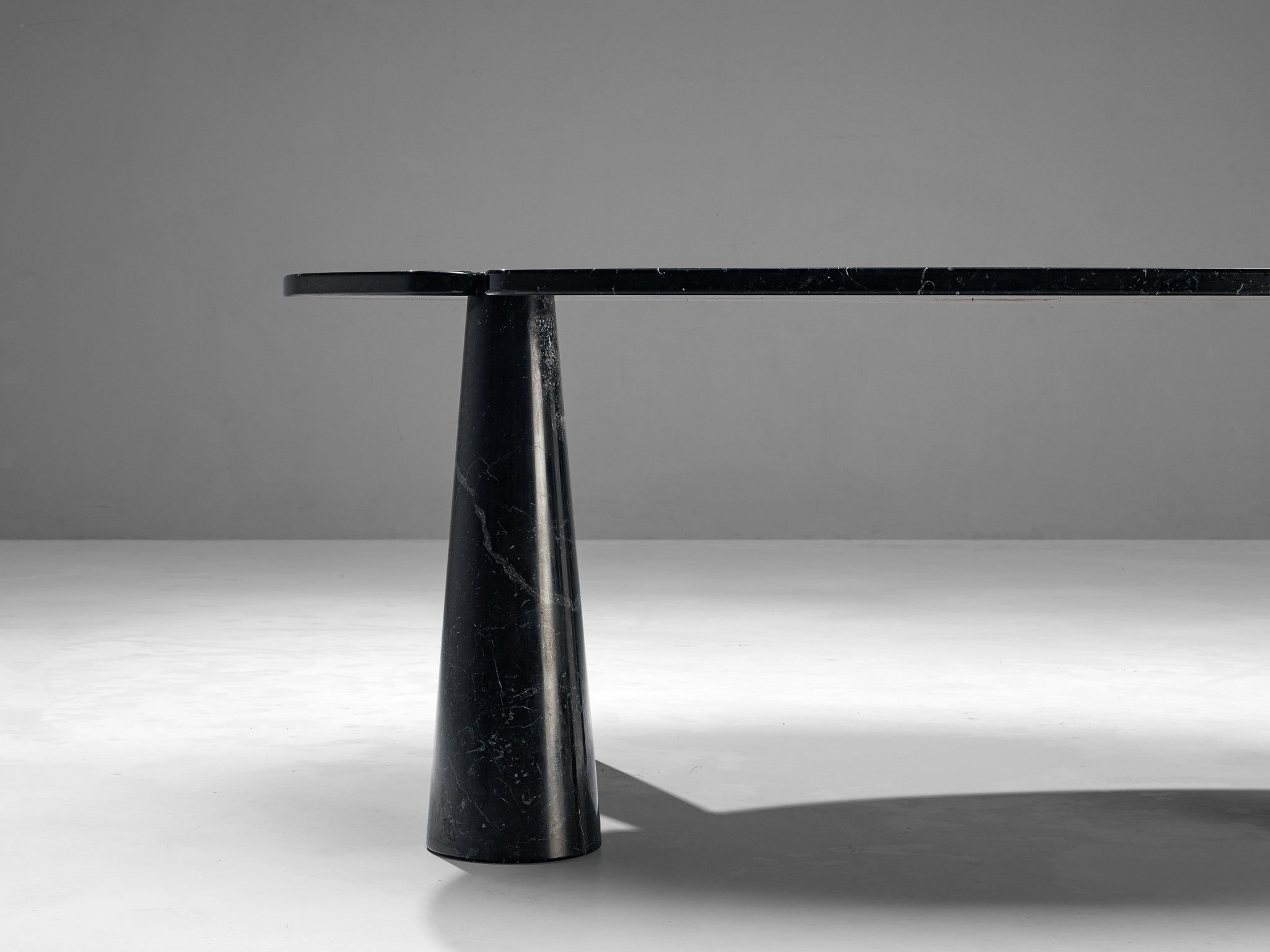 Angelo Mangiarotti for Skipper 'Eros' Dining Table in Marquina Marble Tables Morentz