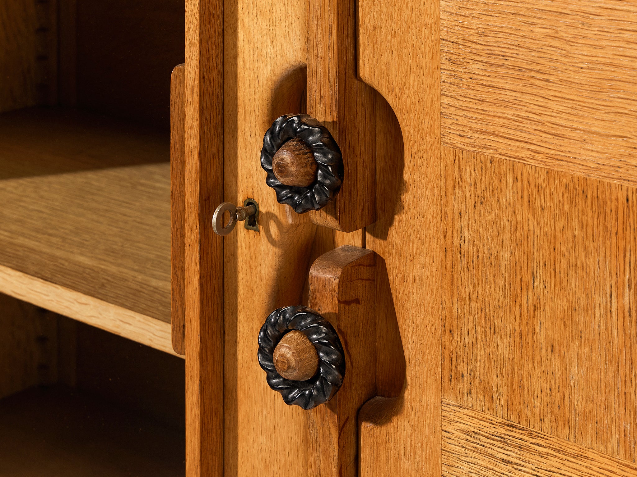 Guillerme & Chambron Highboard in Oak with Ceramic Handles Case pieces and storage cabinets Morentz
