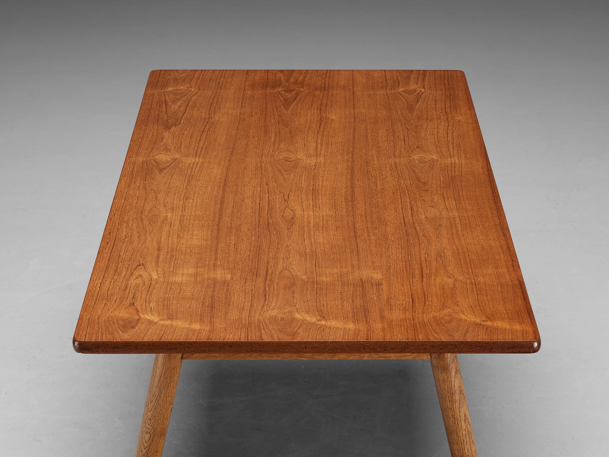 Mid-Century Modern Dining Table in Teak and Oak Tables Morentz