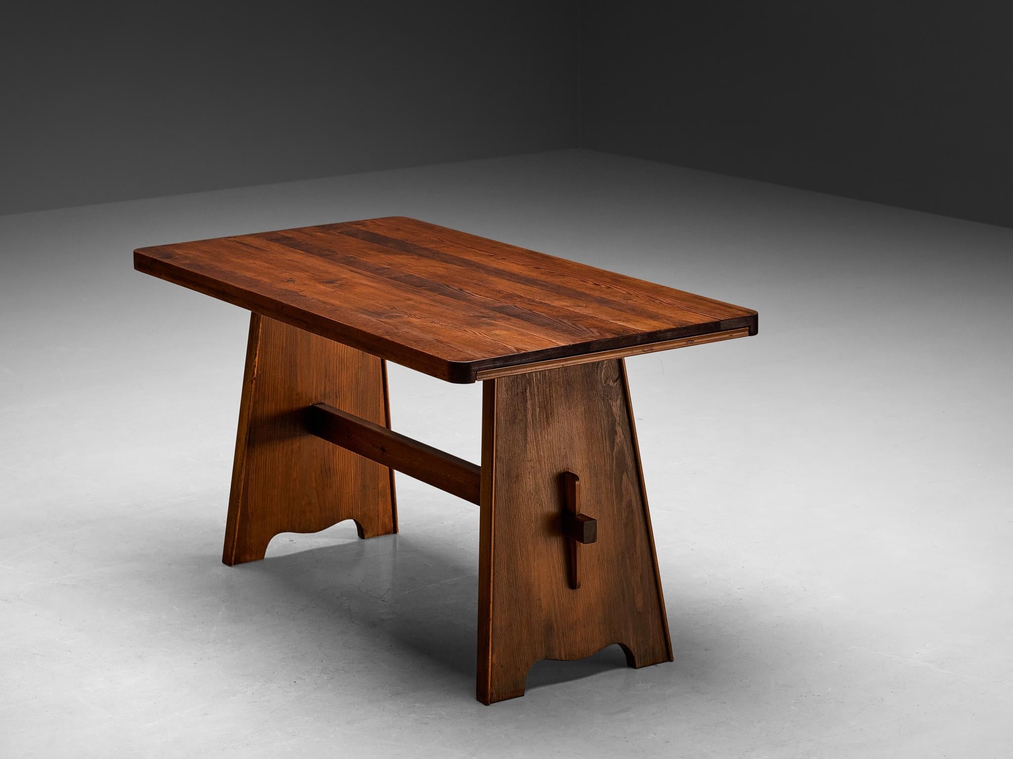 Scandinavian Rustic Dining Table in Pine tables Morentz