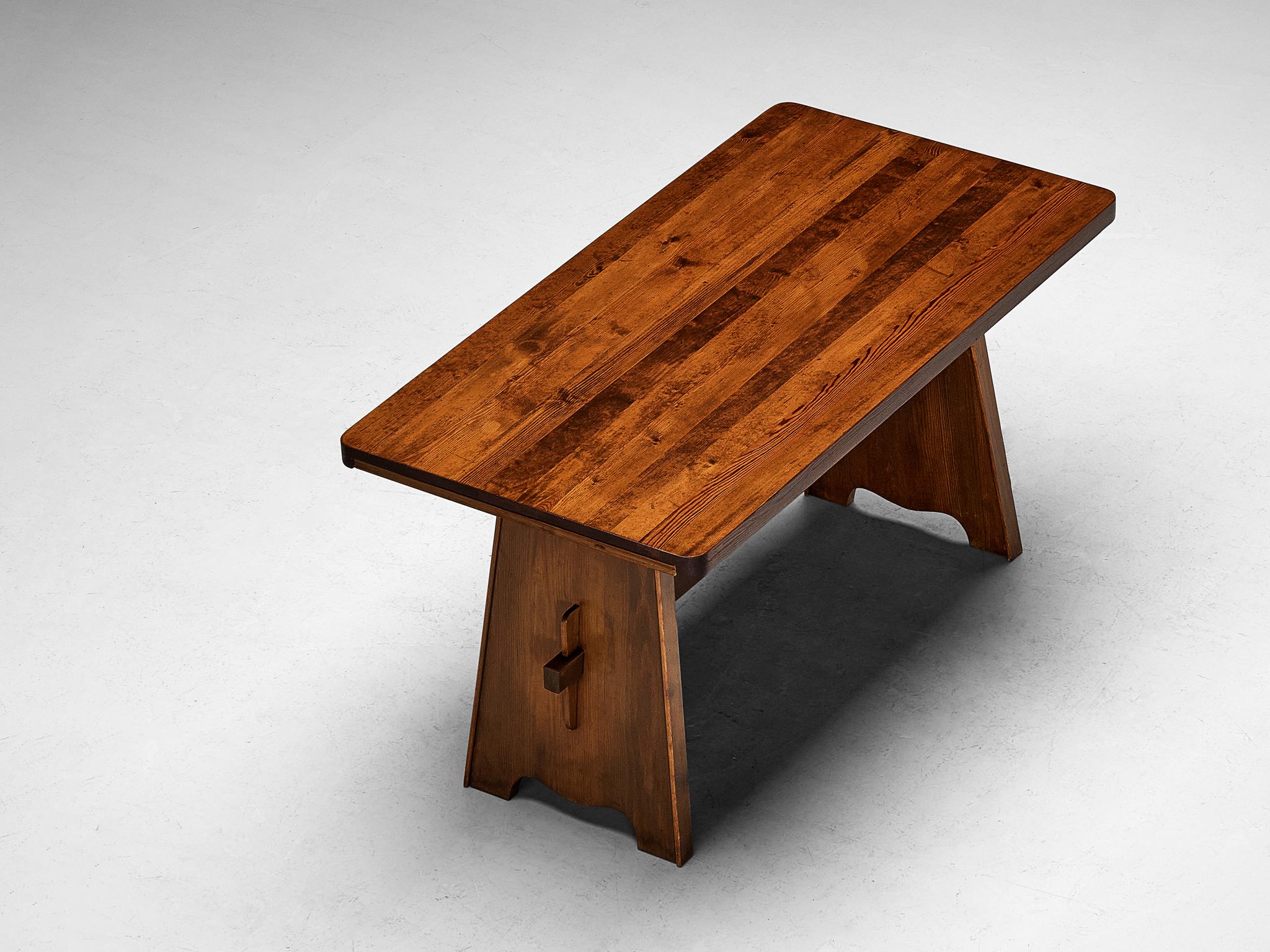 Scandinavian Rustic Dining Table in Pine tables Morentz