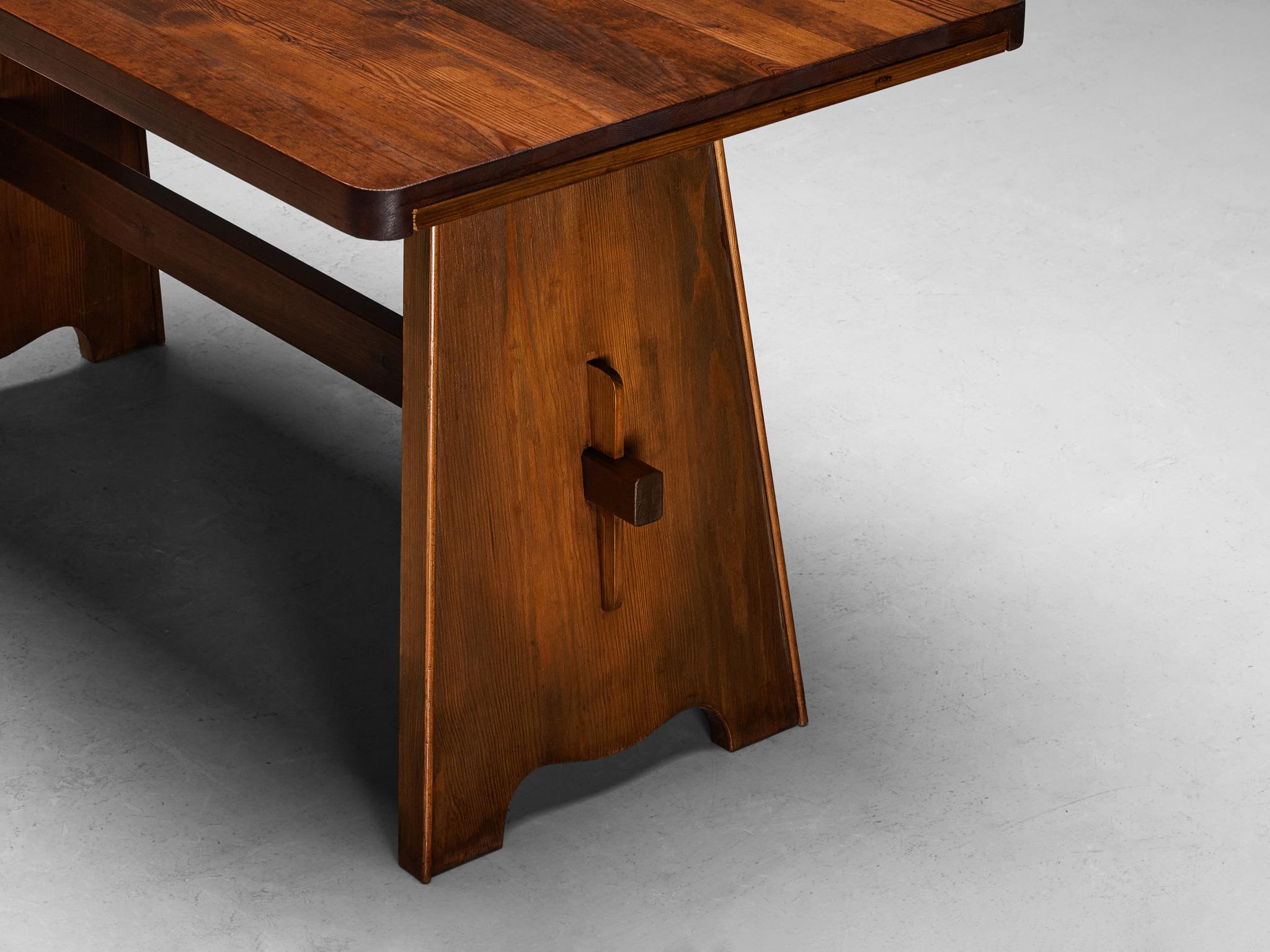 Scandinavian Rustic Dining Table in Pine tables Morentz