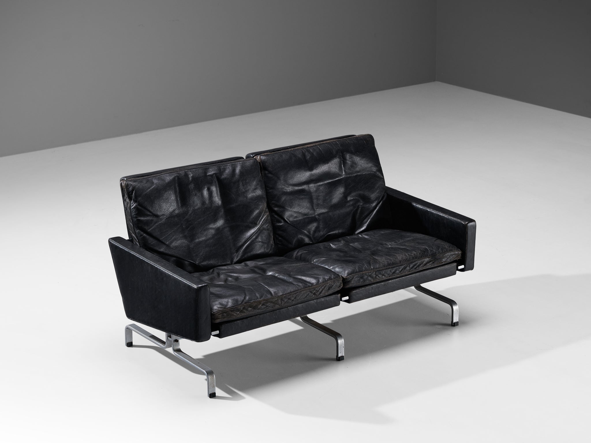 Poul Kjaerholm 'PK31' Sofa in Black Leather seating Morentz