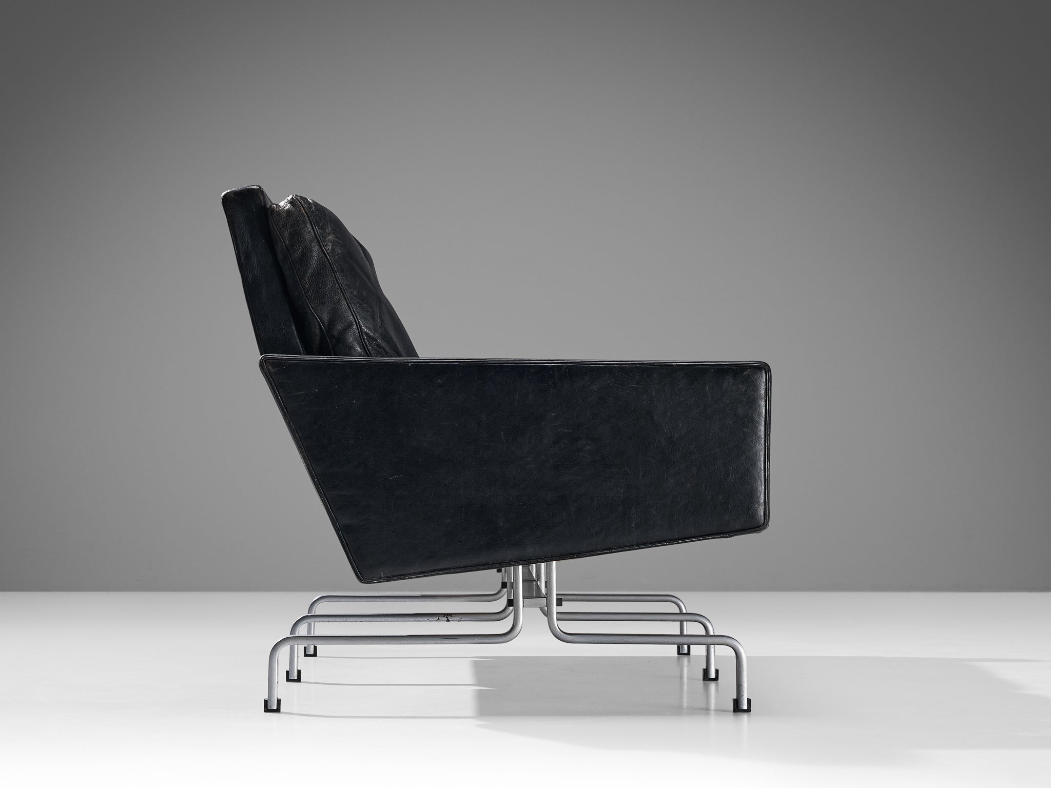 Poul Kjaerholm 'PK31' Sofa in Black Leather seating Morentz