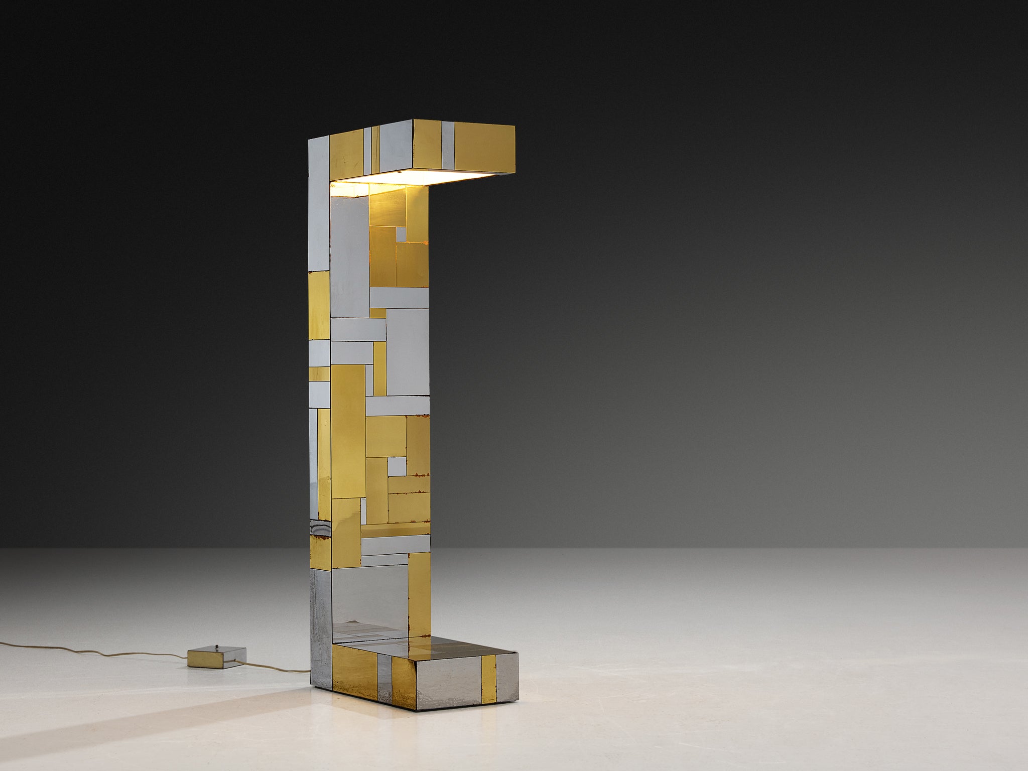 Paul Evans Directional 'Cityscape' Floor Lamp in Chrome-plated Steel and Brass Lighting Morentz