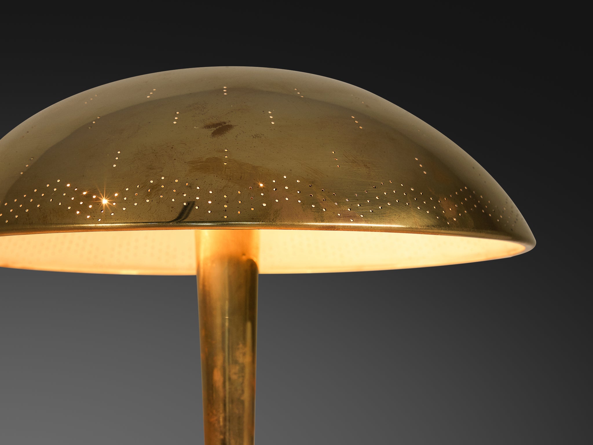 Paavo Tynell for Taito Oy ‘5061’ Table Lamp in Brass Lighting Morentz