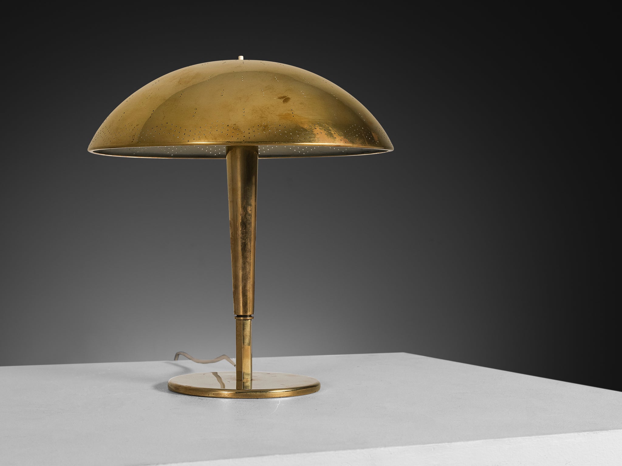 Paavo Tynell for Taito Oy ‘5061’ Table Lamp in Brass Lighting Morentz