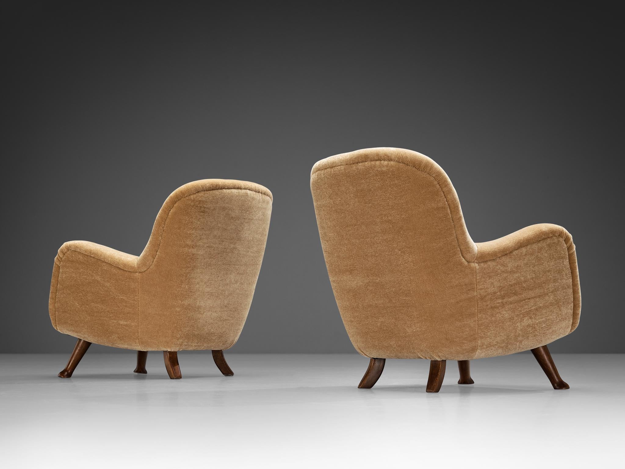 Berga Mobler Pair of Lounge Chairs in Beige Teddy