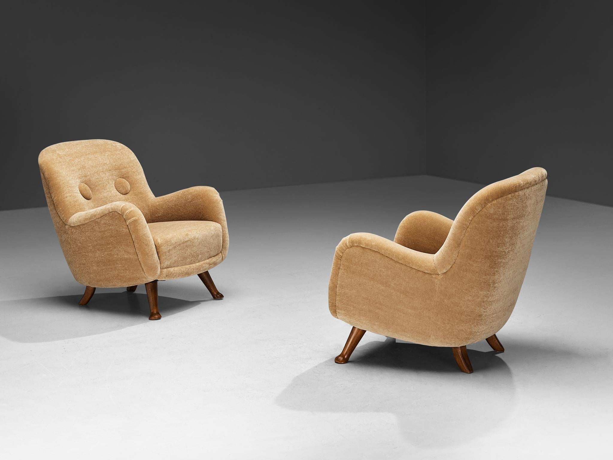 Berga Mobler Pair of Lounge Chairs in Beige Teddy